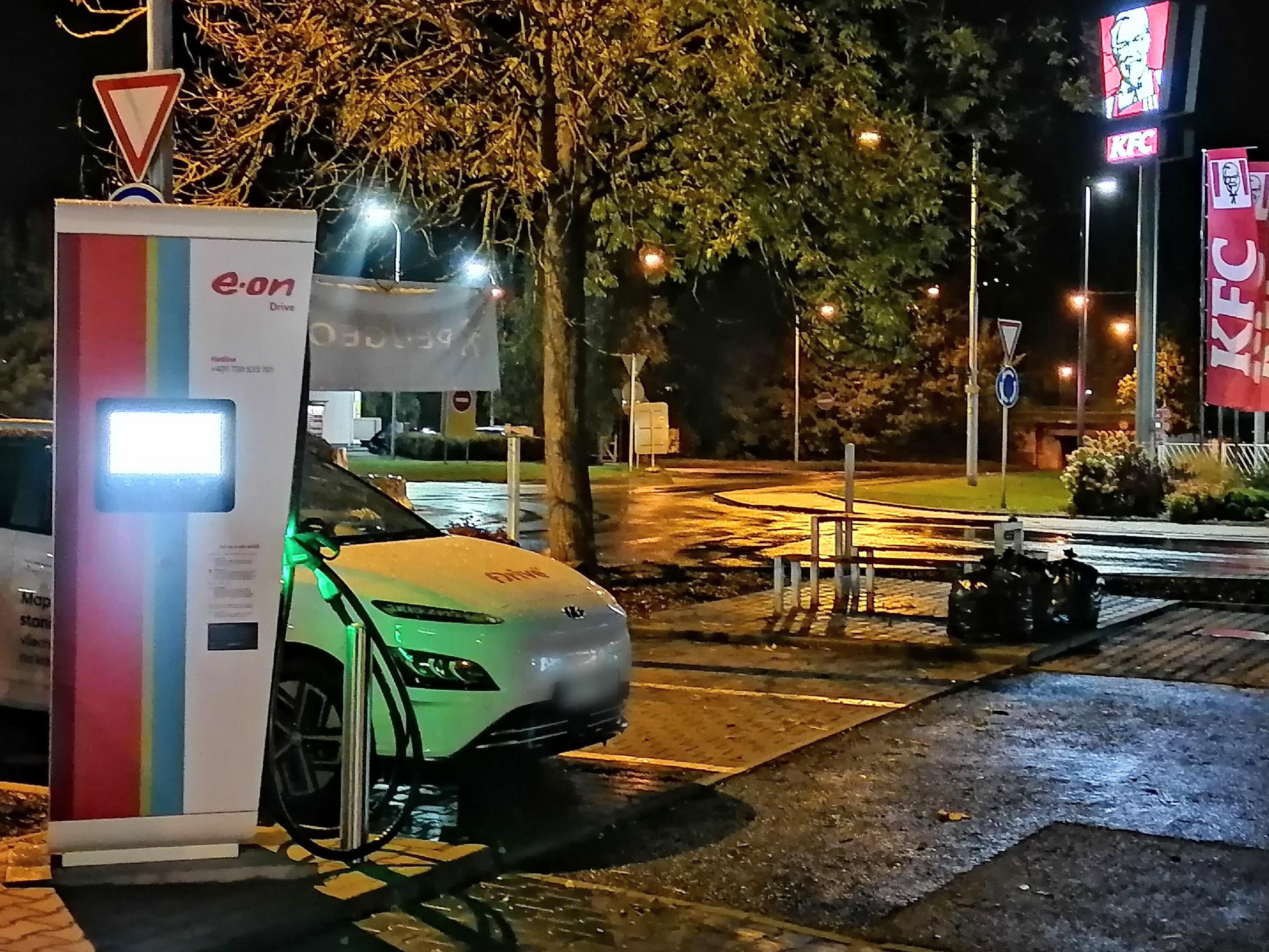 Dobíjecí stanice E.ON Drive foto 2