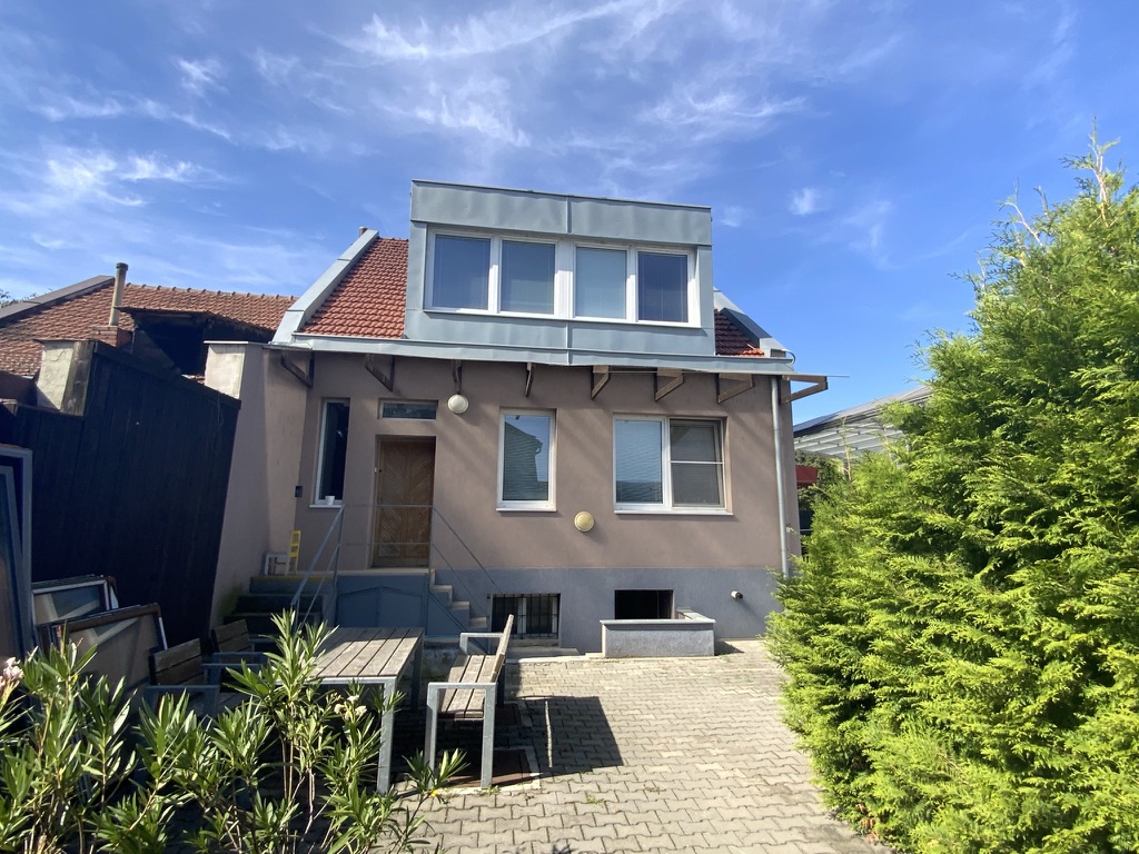 Nízkonákladová realitka foto 4