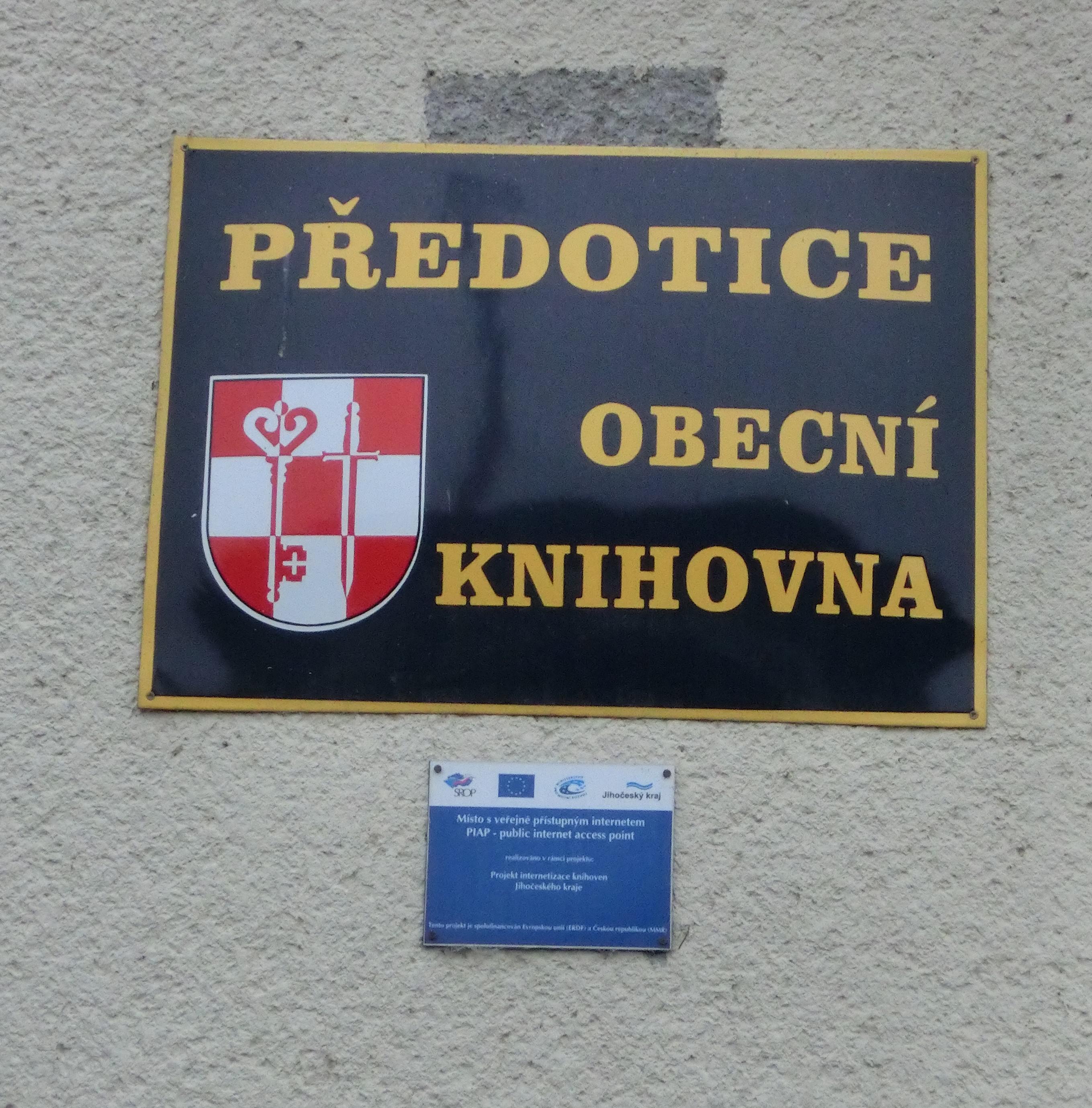 Předotice - obecní úřad foto 3