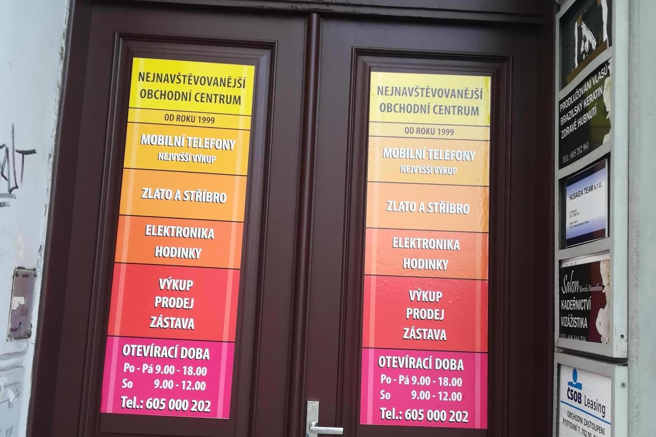 OBCHOD NA RYNKU foto 3