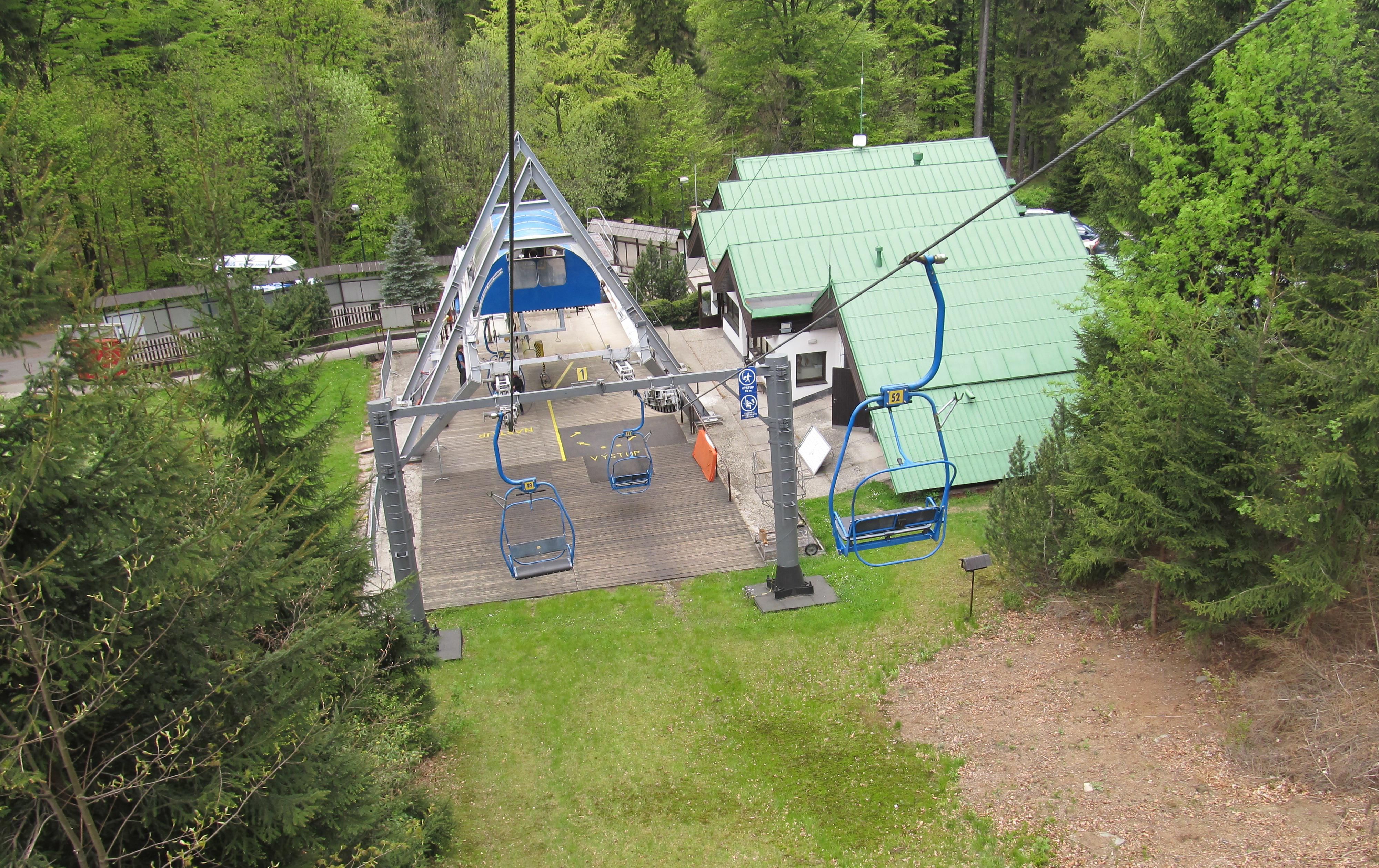 Lyžařské středisko Pustevny - půjčovna foto 2