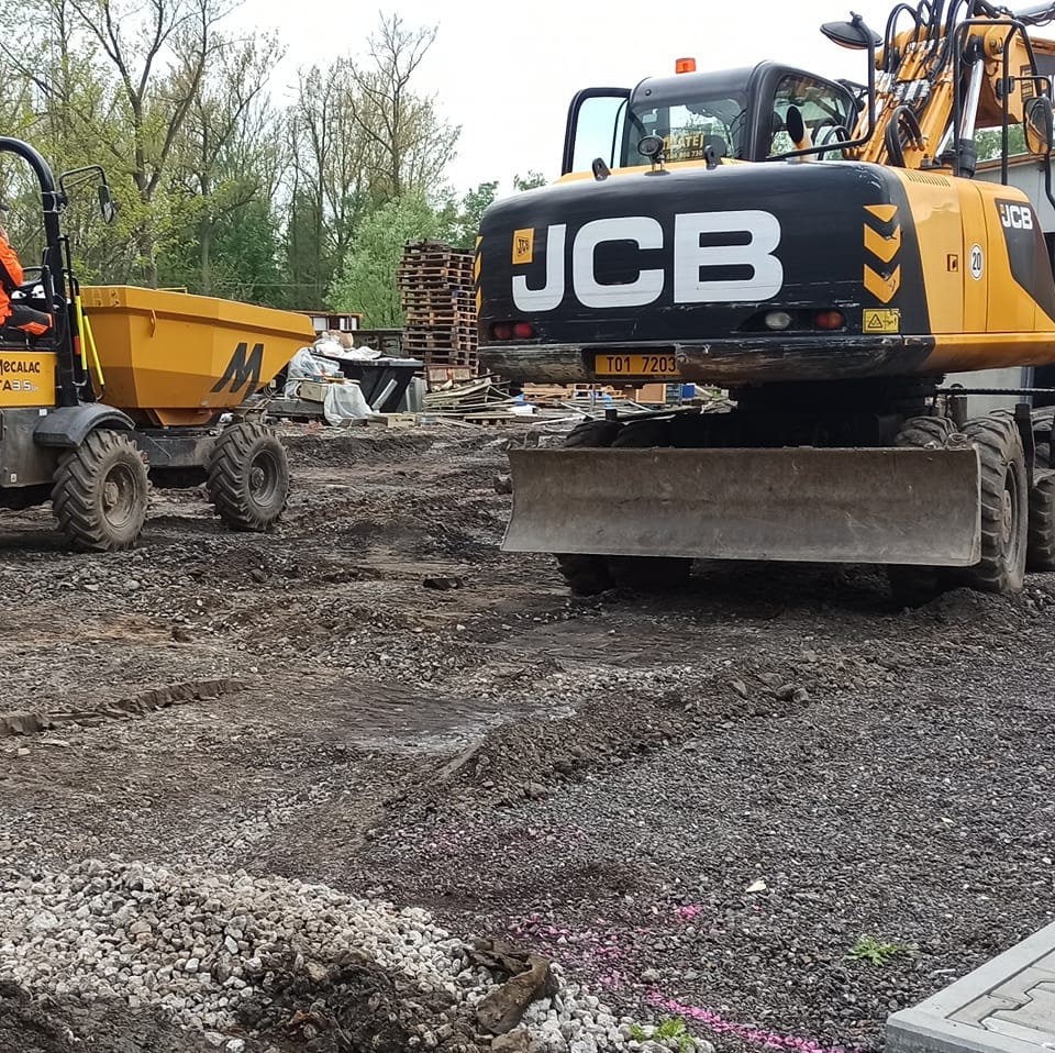 STAVBY S BAGRY s.r.o. foto 2