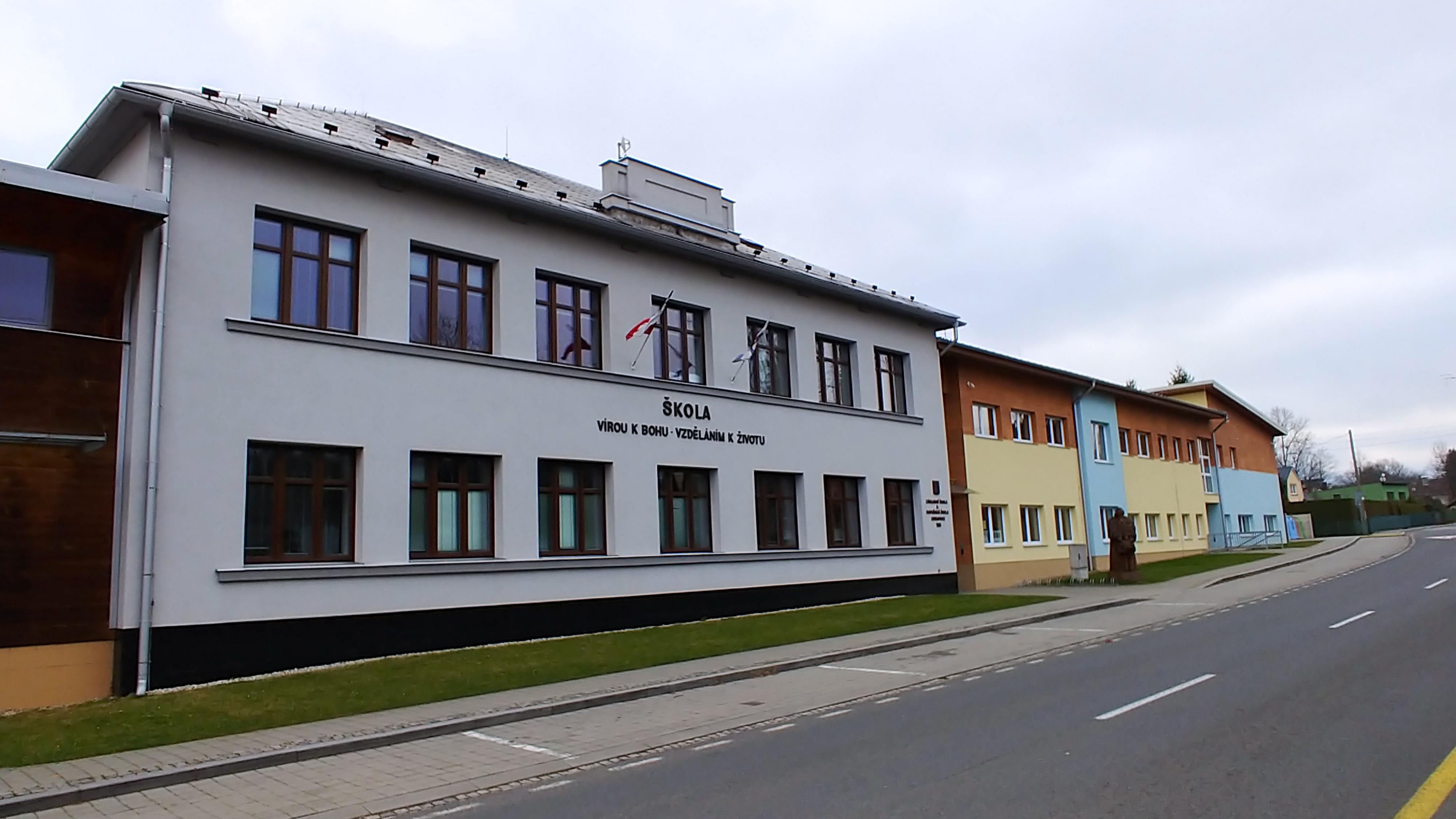 ZŠ a MŠ Kozlovice foto 2