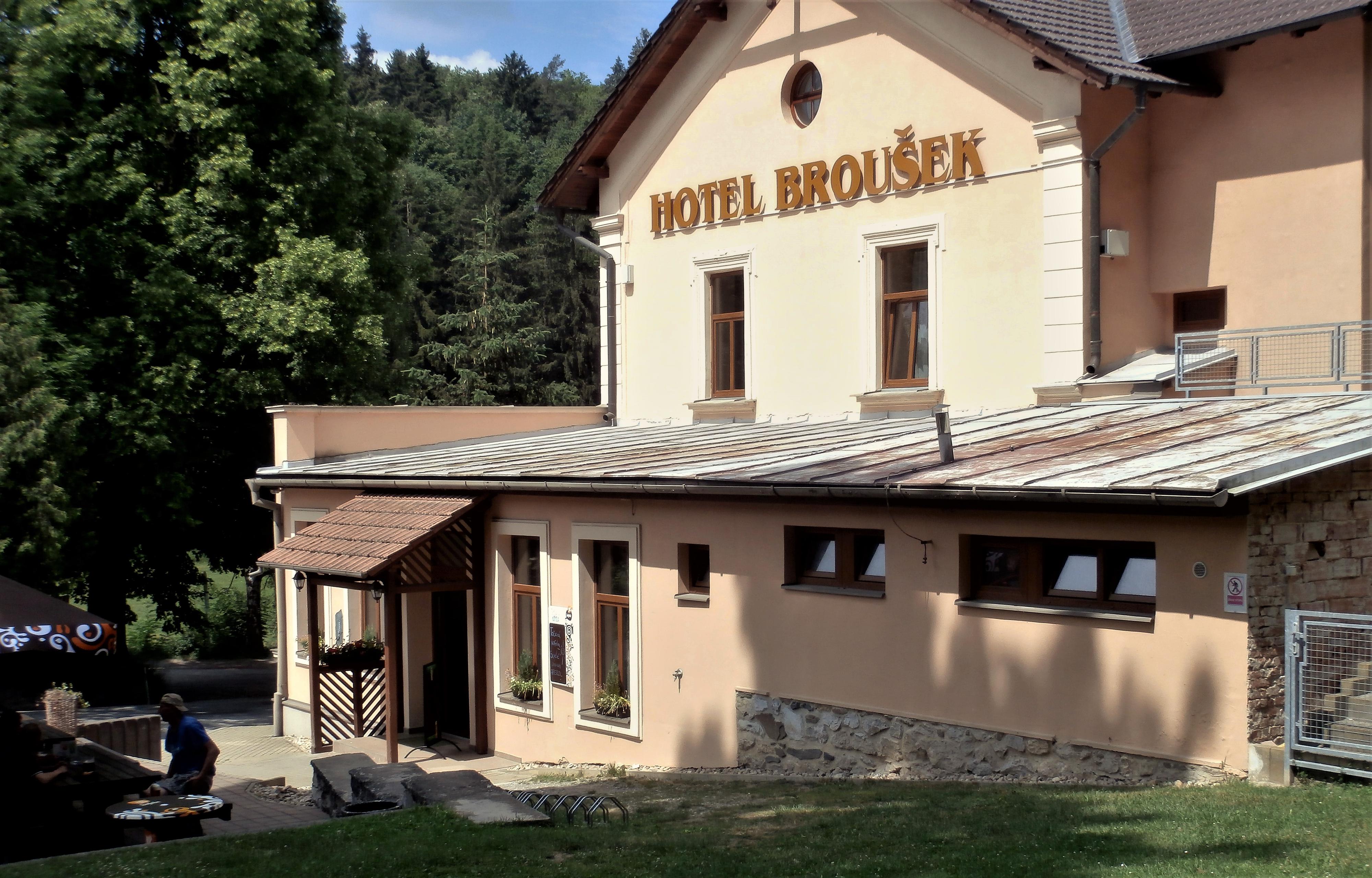 HOTEL BROUŠEK foto 3