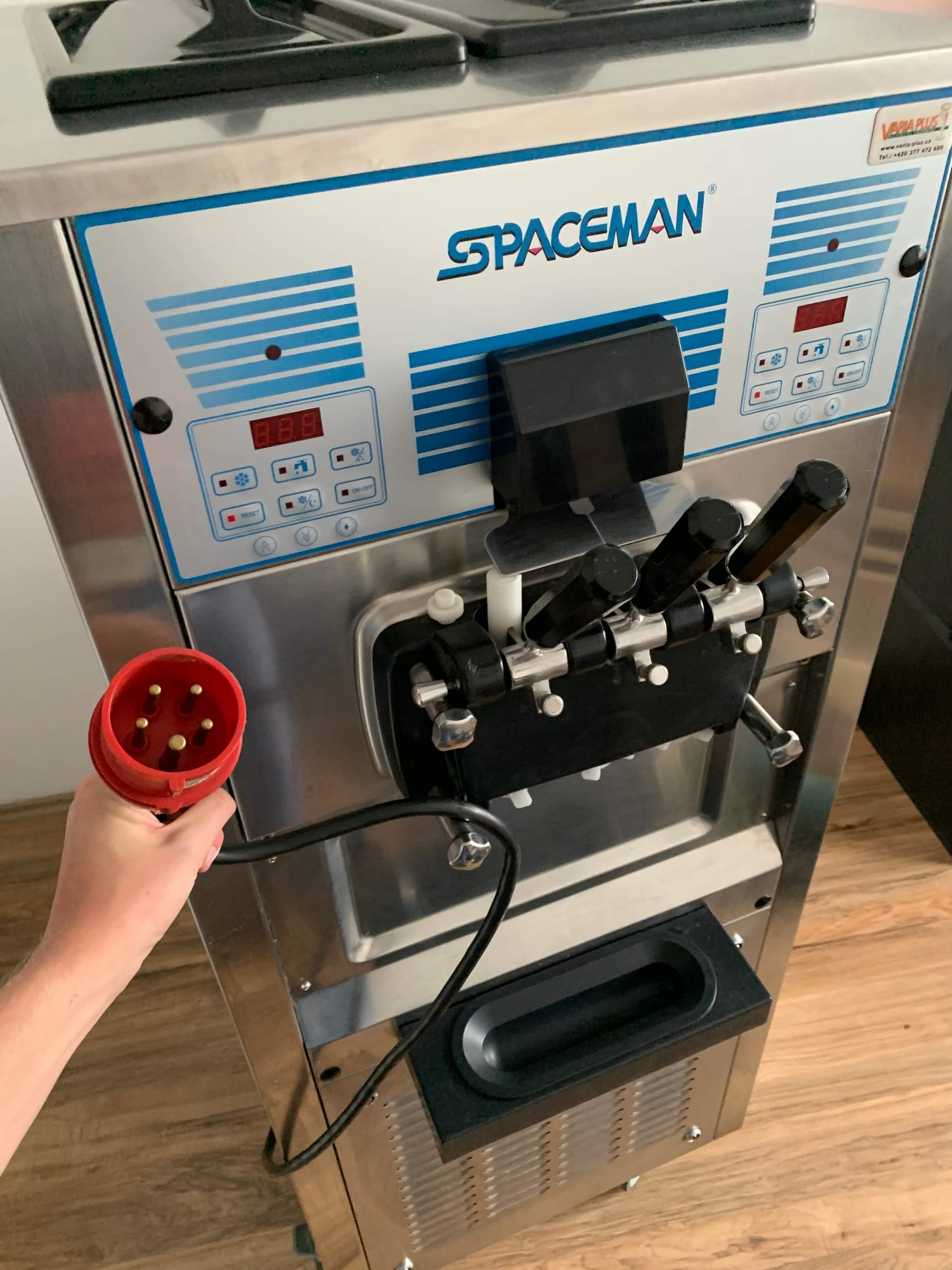 Gelatec - pronájem zmrzlinových strojů foto 4