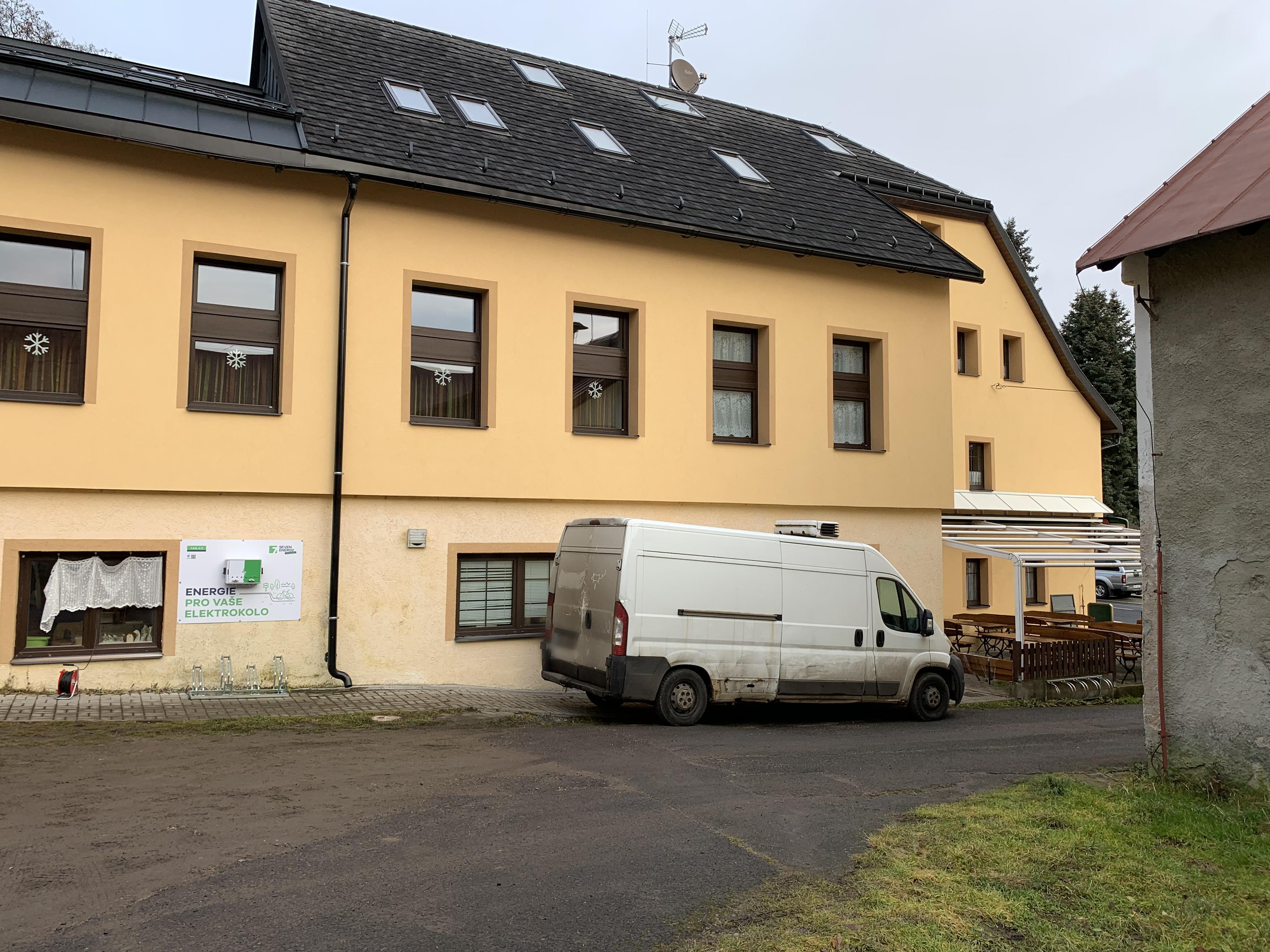 Nabíjecí stanice Horská Chata Plzeňka foto 2