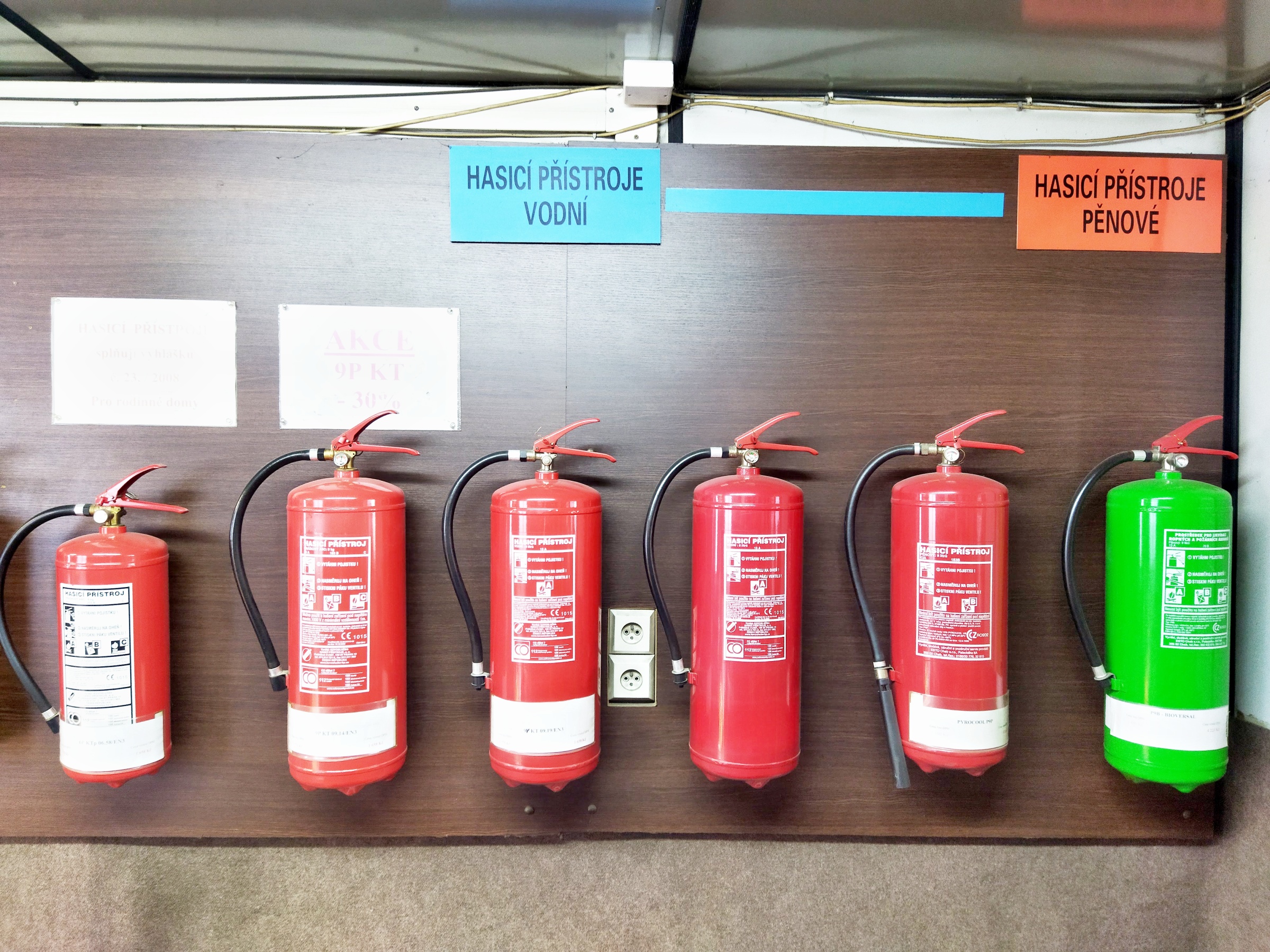 Kovoslužba hasicí přístroje foto 4