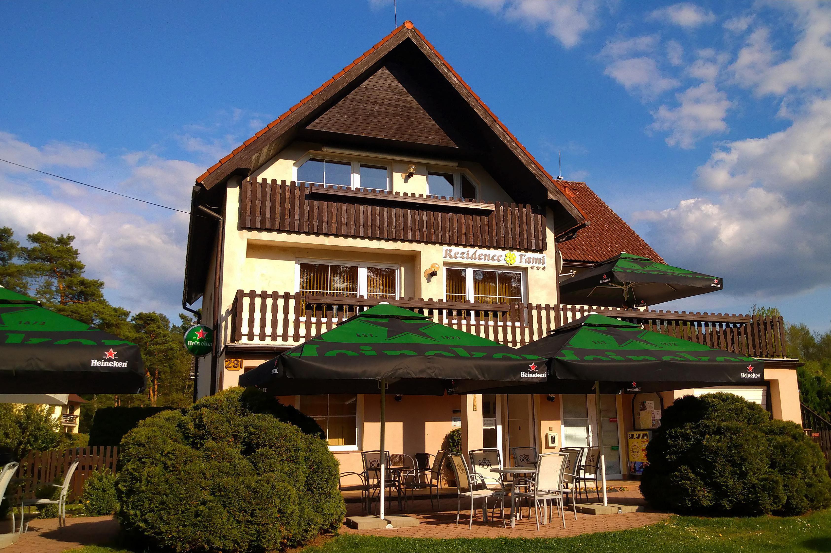 Rezidence FAMI*** De Luxe Design Máchovo jezero