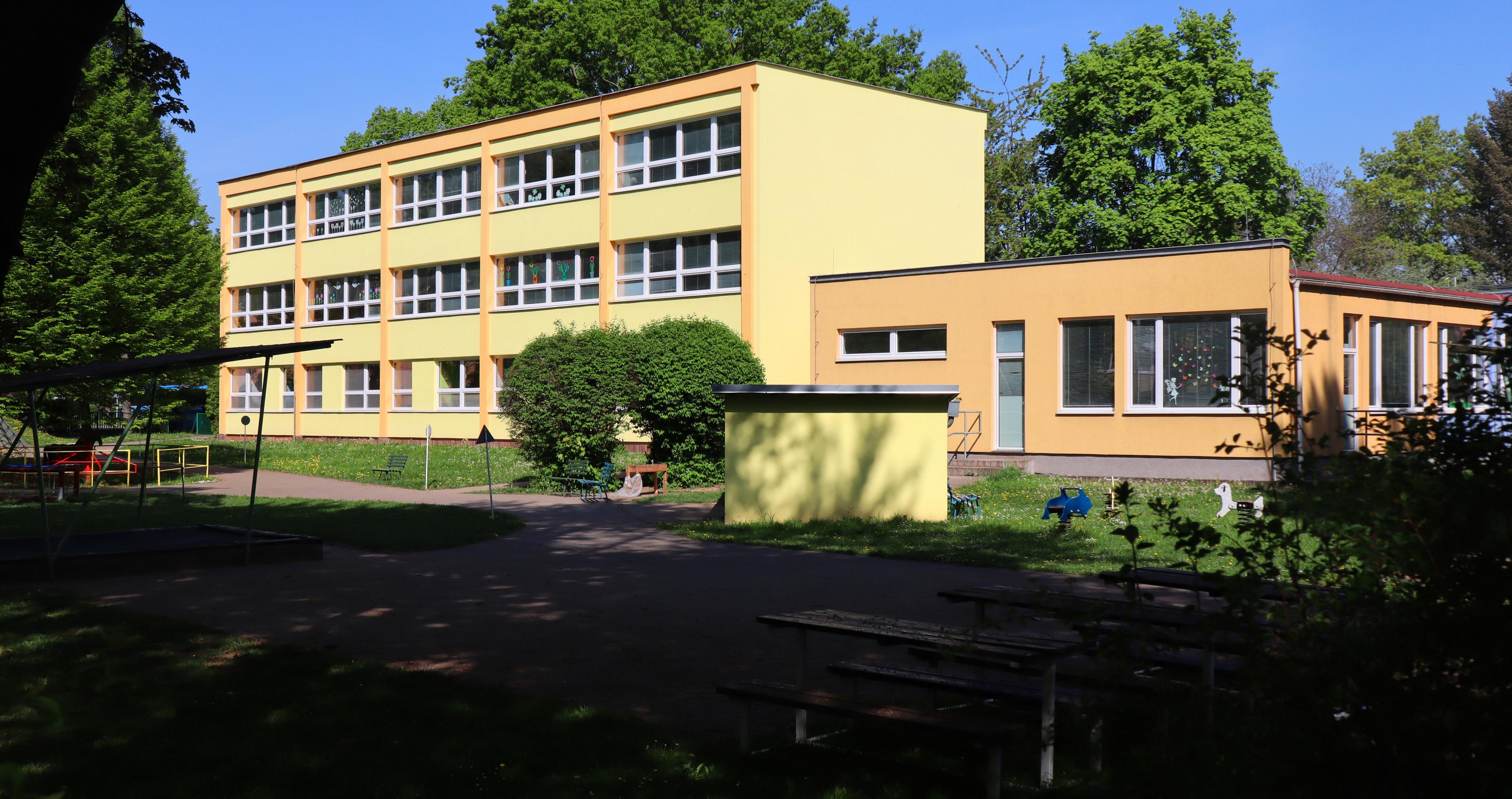 Mateřská škola Pardubice-Polabiny, Mladých 158 foto 4