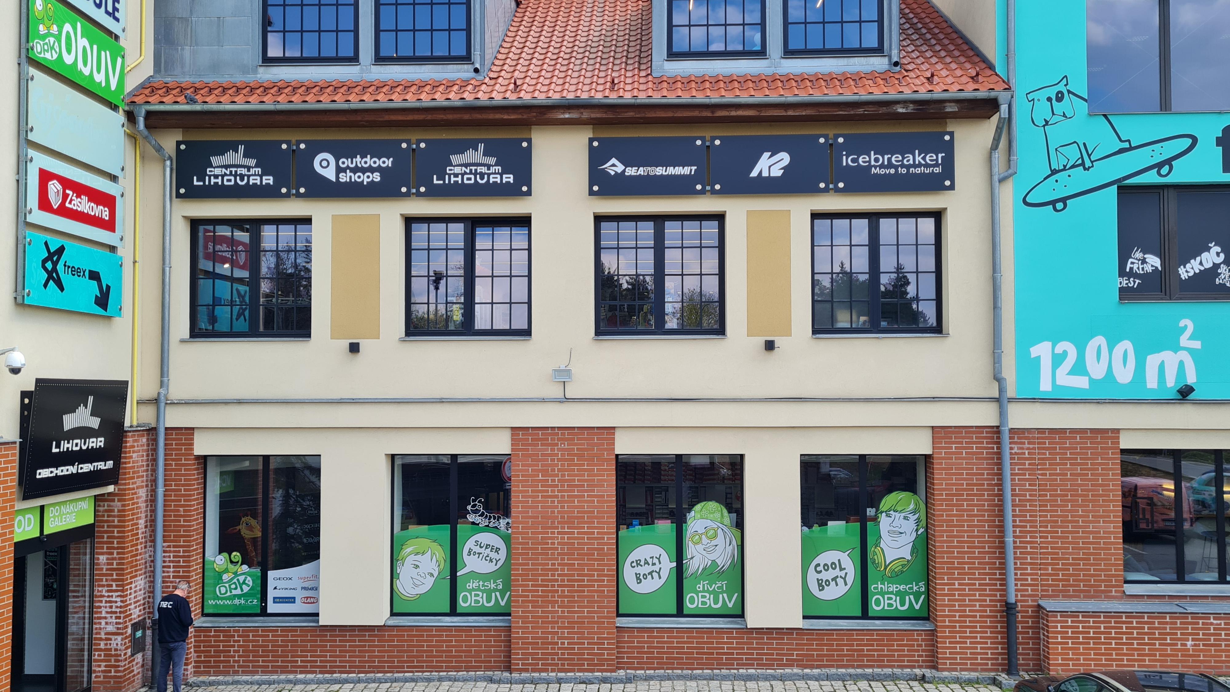 Outdoor Shops