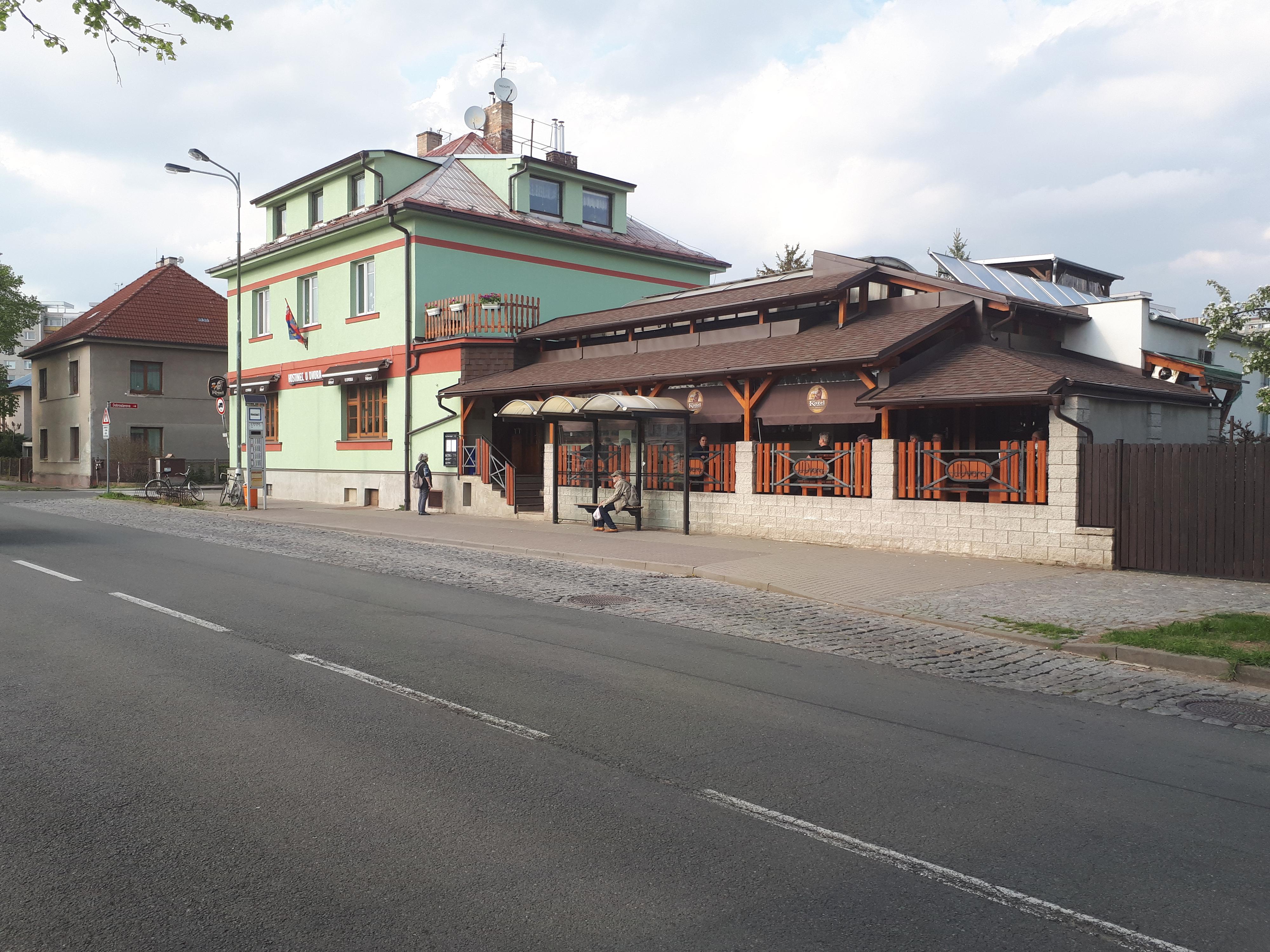 Restaurace U Dvora foto 3