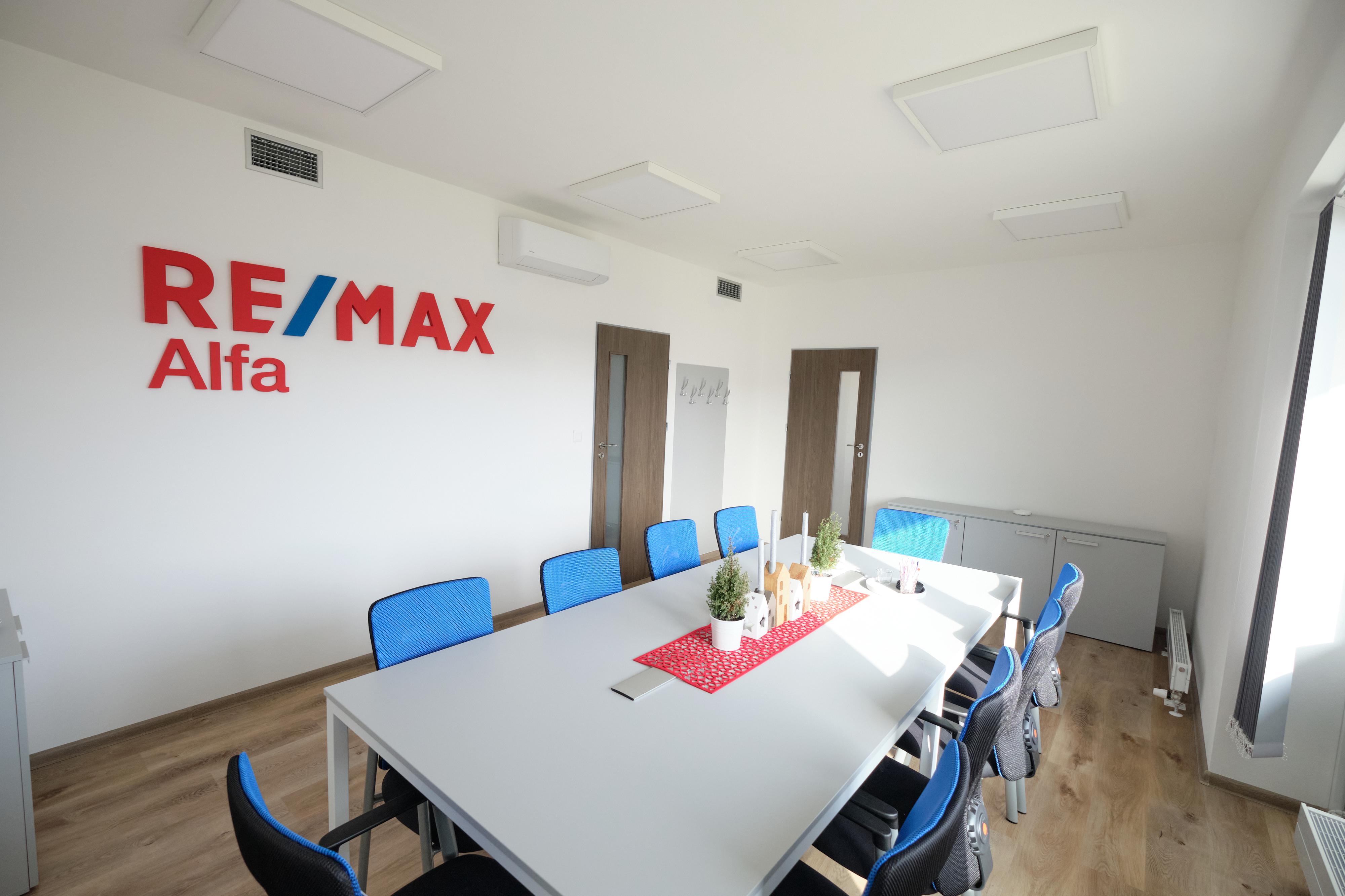 REMAX Alfa foto 4