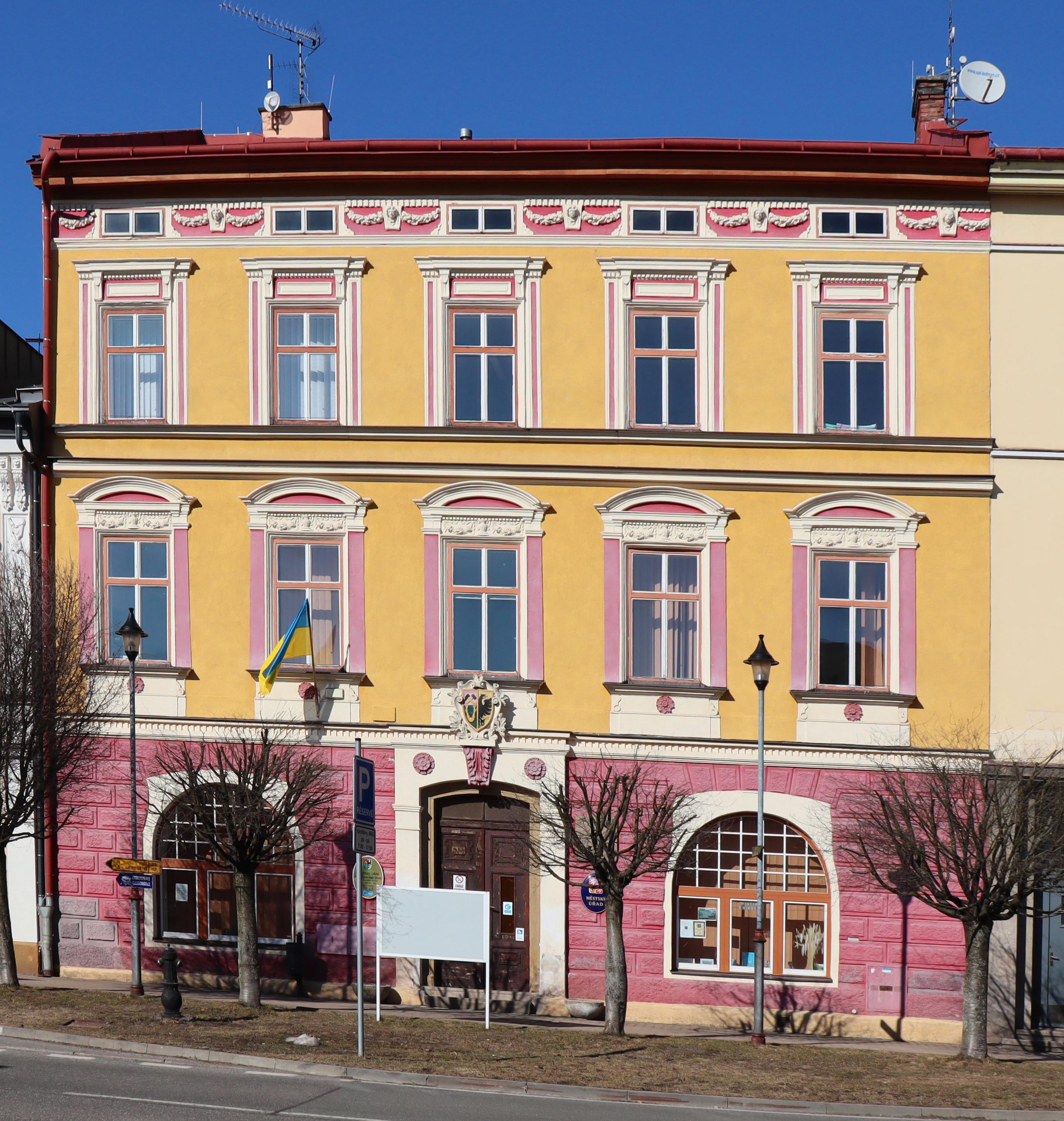 Svoboda nad Úpou - městský úřad foto 5