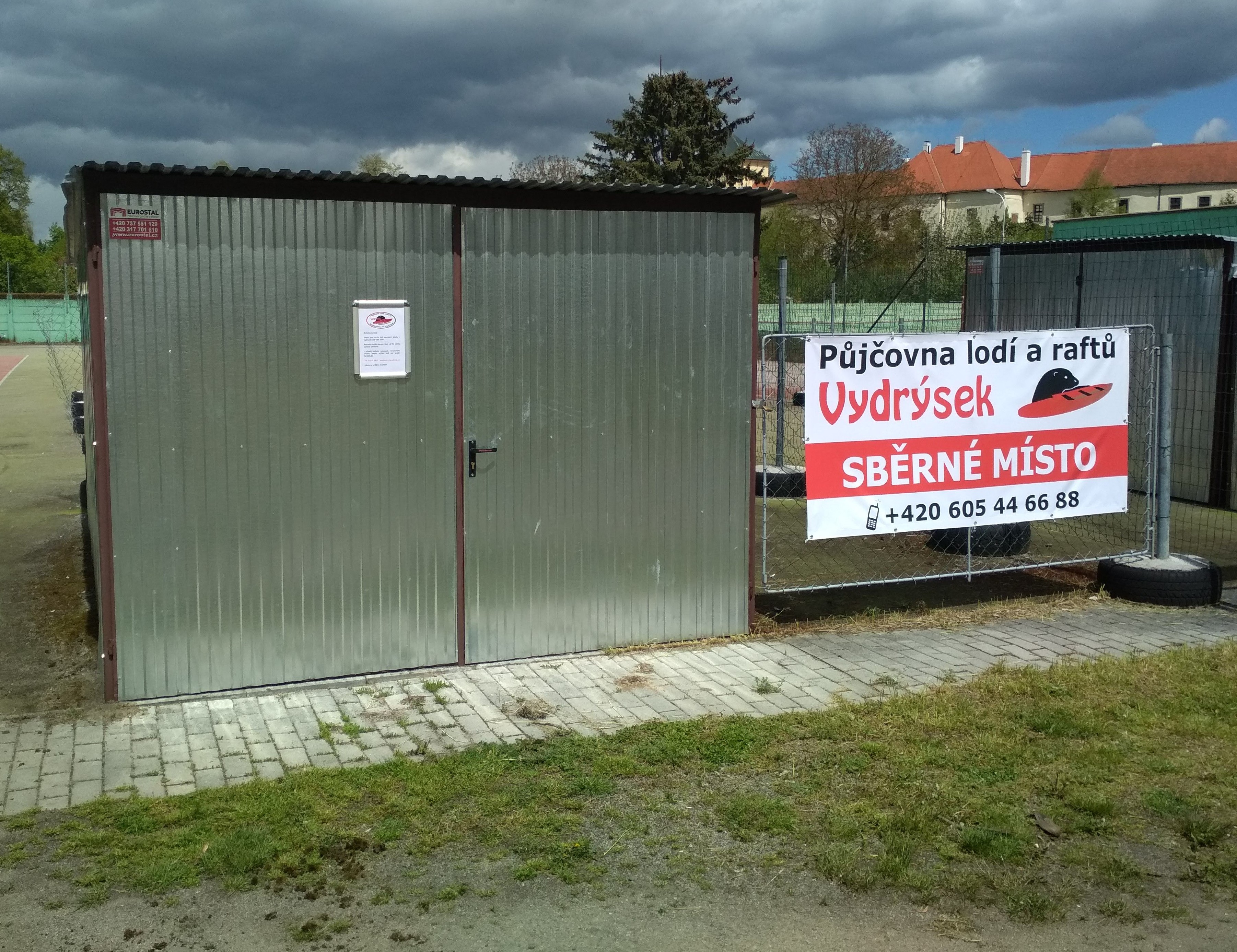 Půjčovna lodí a raftů Vydrýsek foto 2