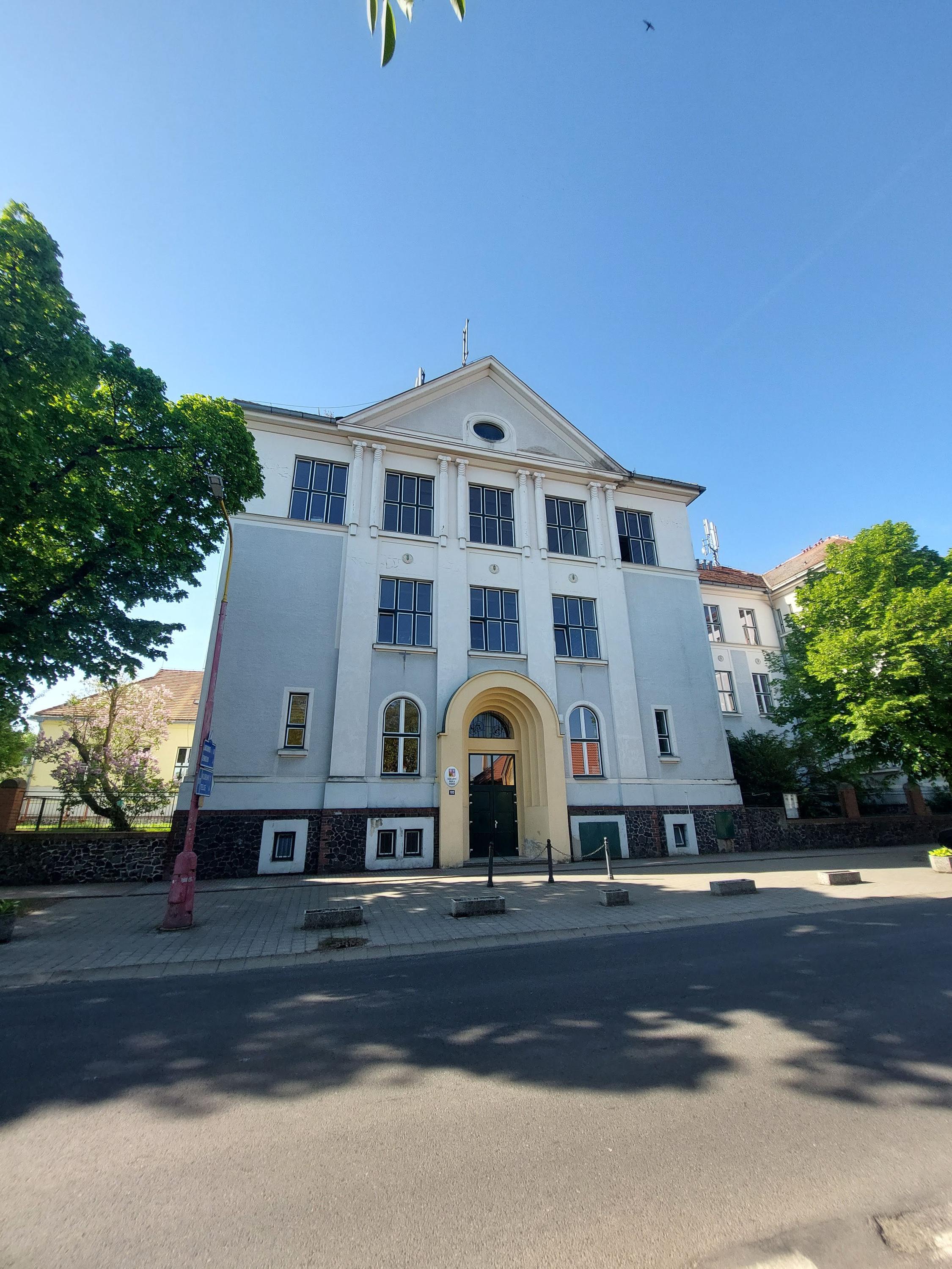 Základní škola Peruc foto 2