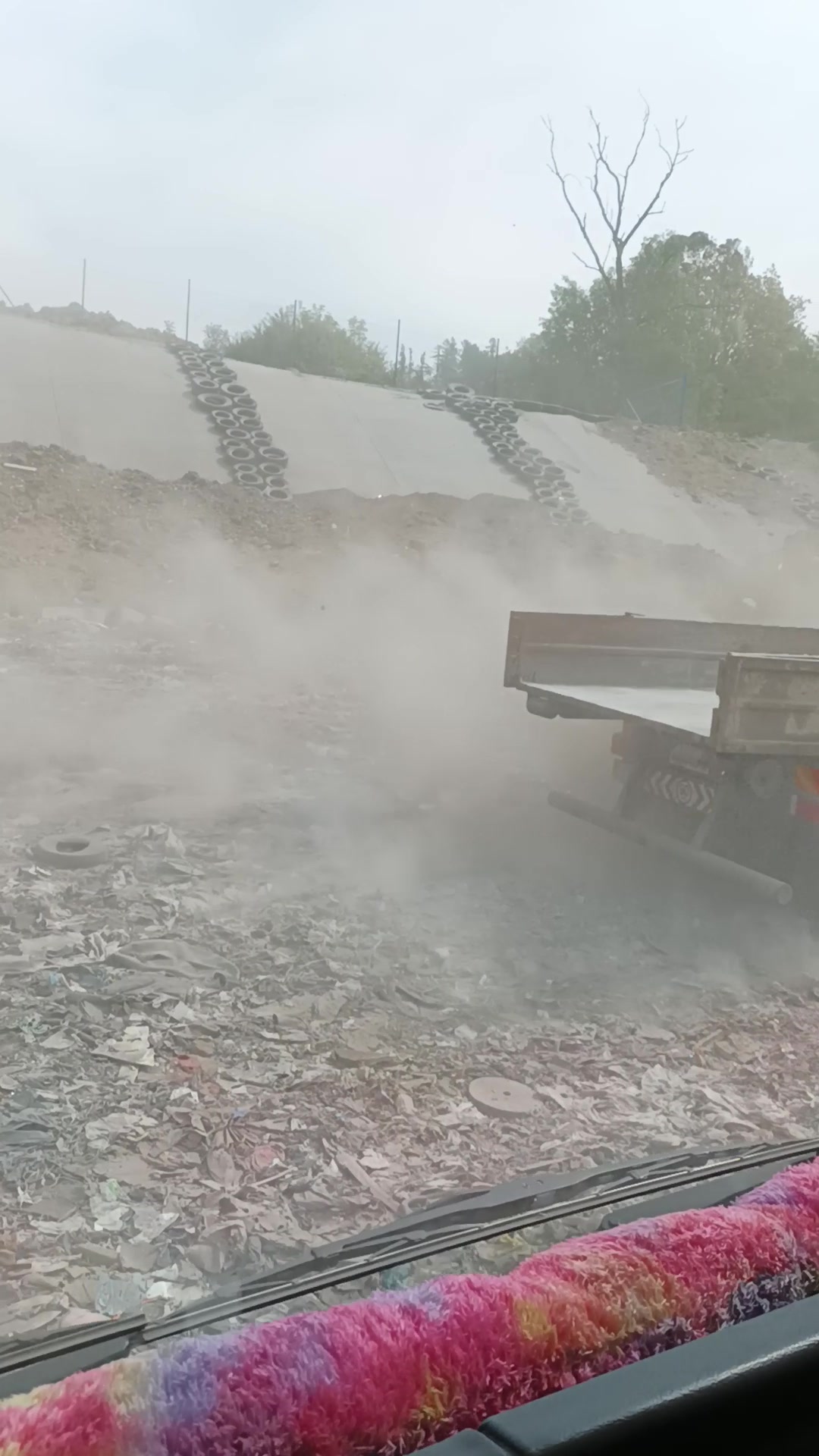 Vyklidíme vše - Stěhování a vyklízení foto 2 (náhled videa)