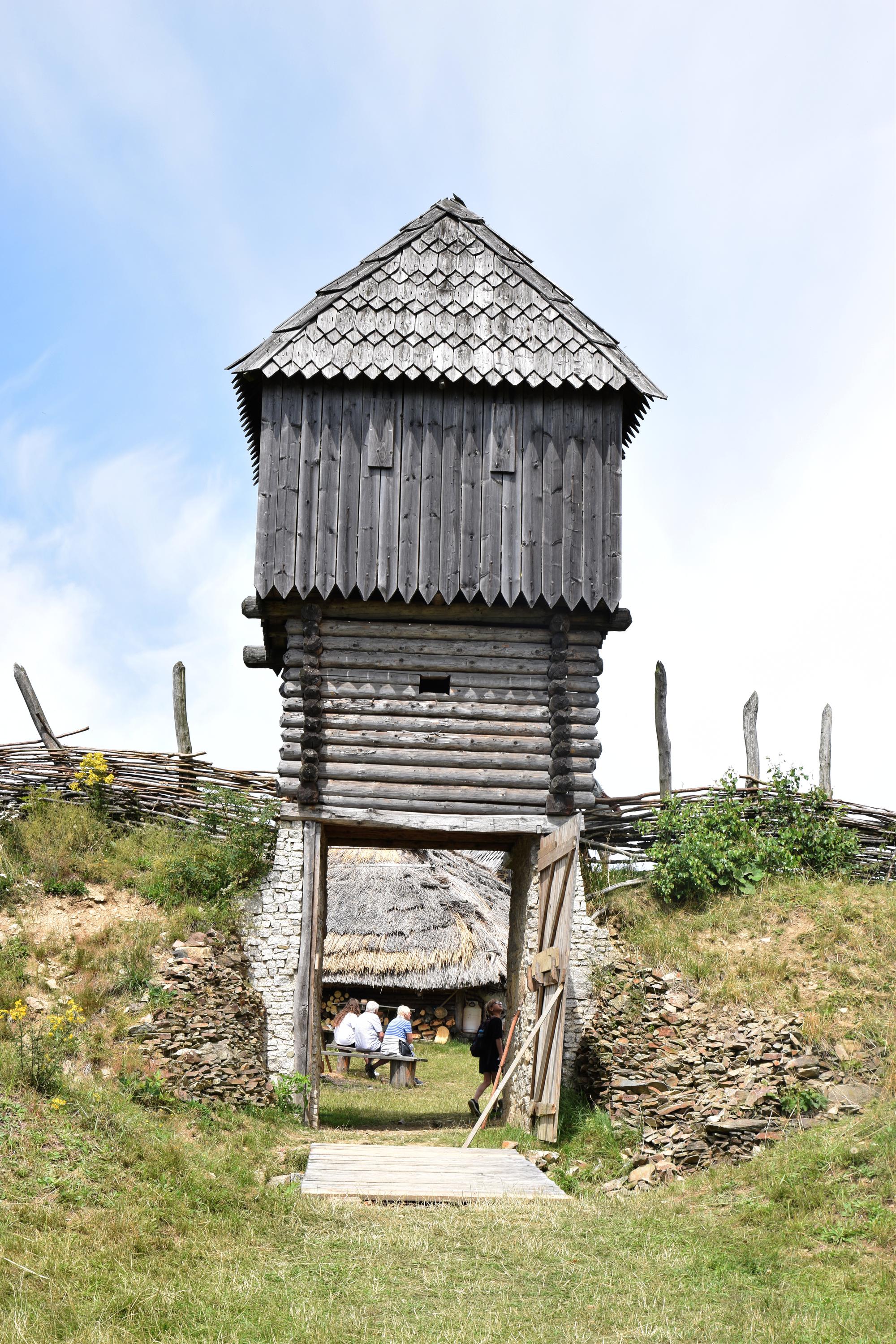 Archeoskanzen Curia Vitkov - Vítkův dvůr foto 5
