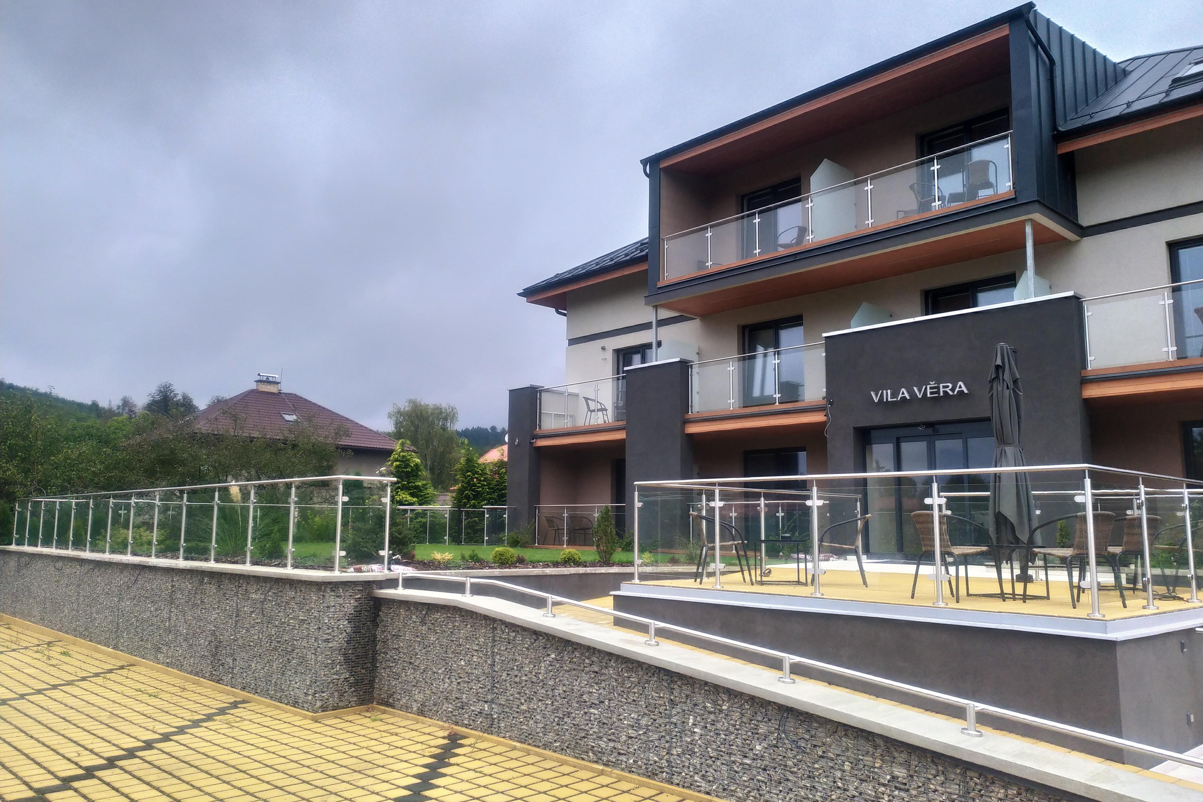 Rostislav Bača - HB nerezové zábradlí