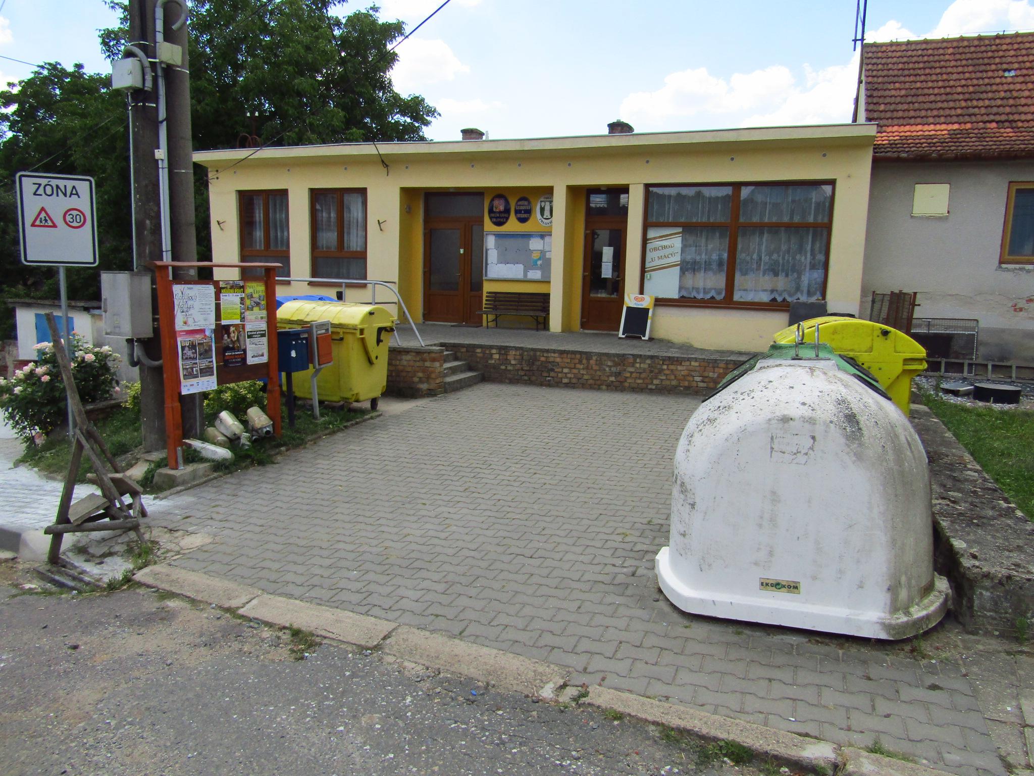 Zblovice - obecní úřad foto 2