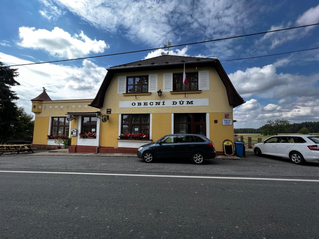 Vřesník - obecní úřad foto 4