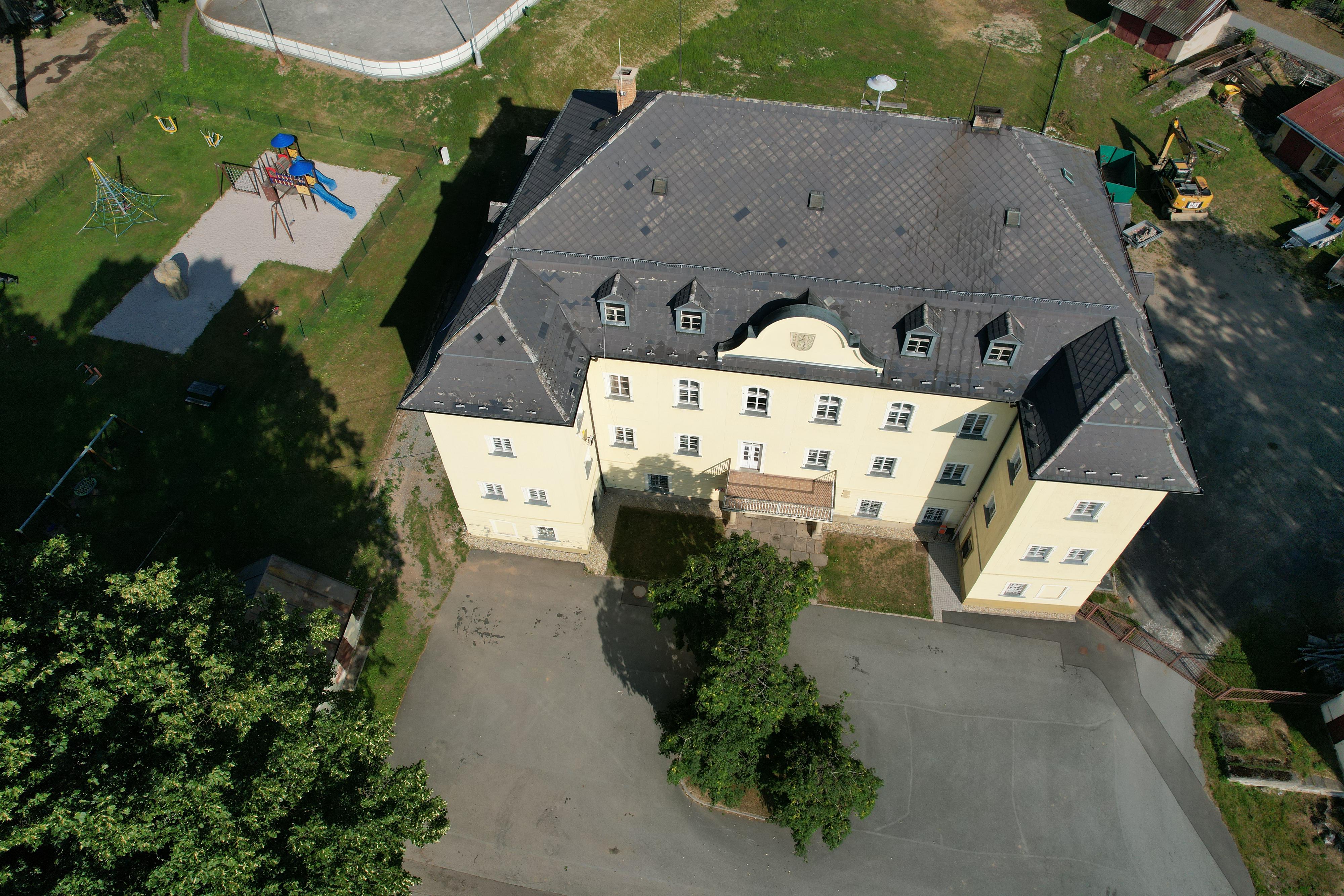 Lesná - obecní úřad foto 3