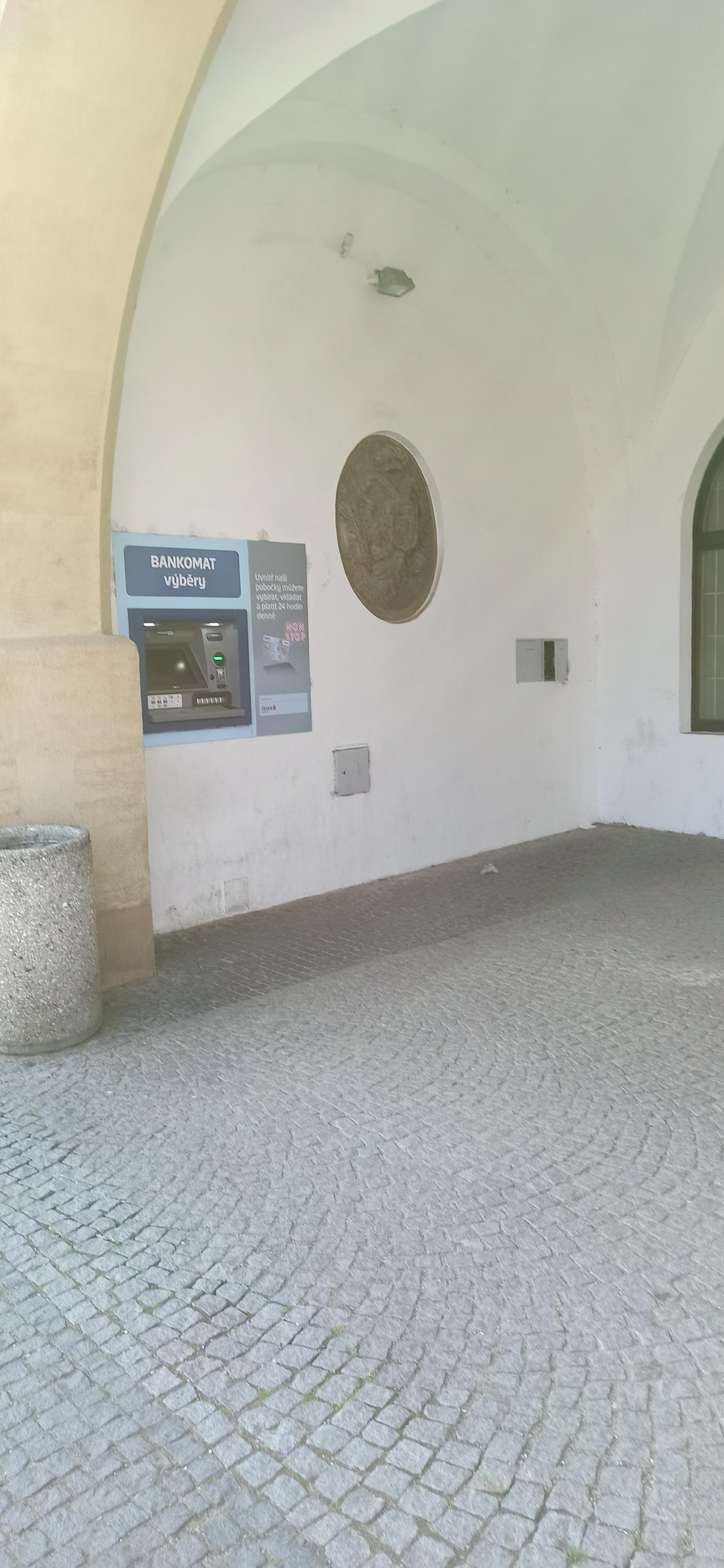 Bankomat České spořitelny foto 2