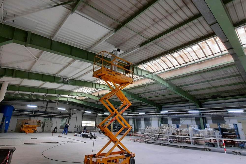 očištění povrchu s následným airless nástřikem