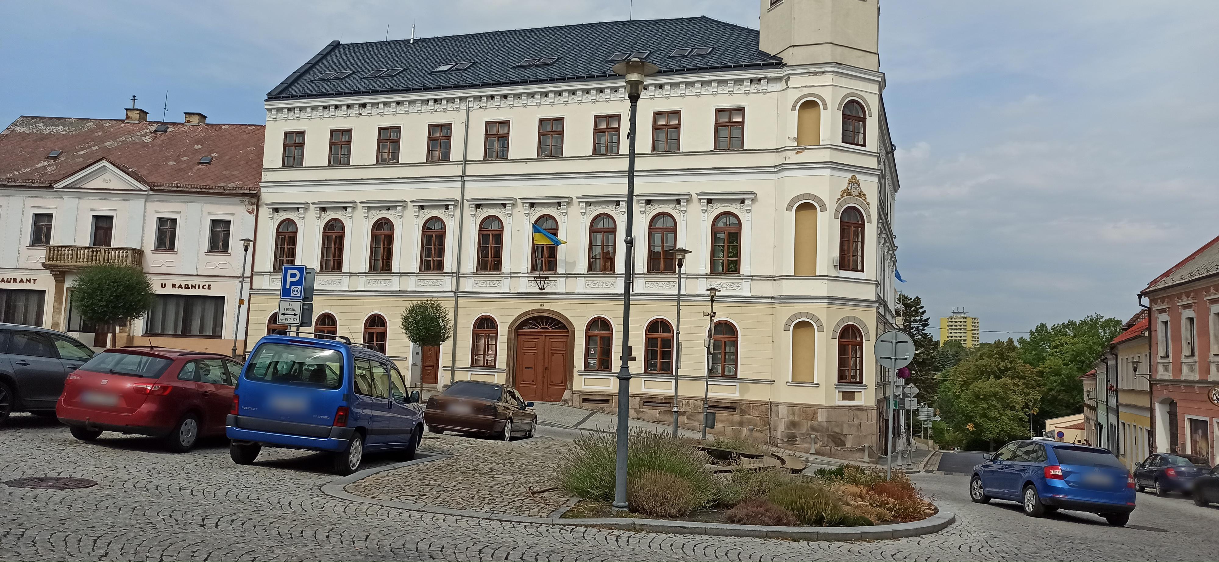 Klášterec nad Ohří - městský úřad foto 4