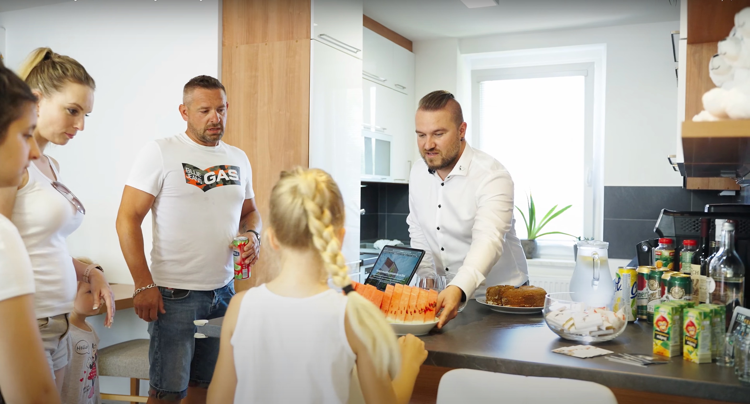 Husky Reality foto 5