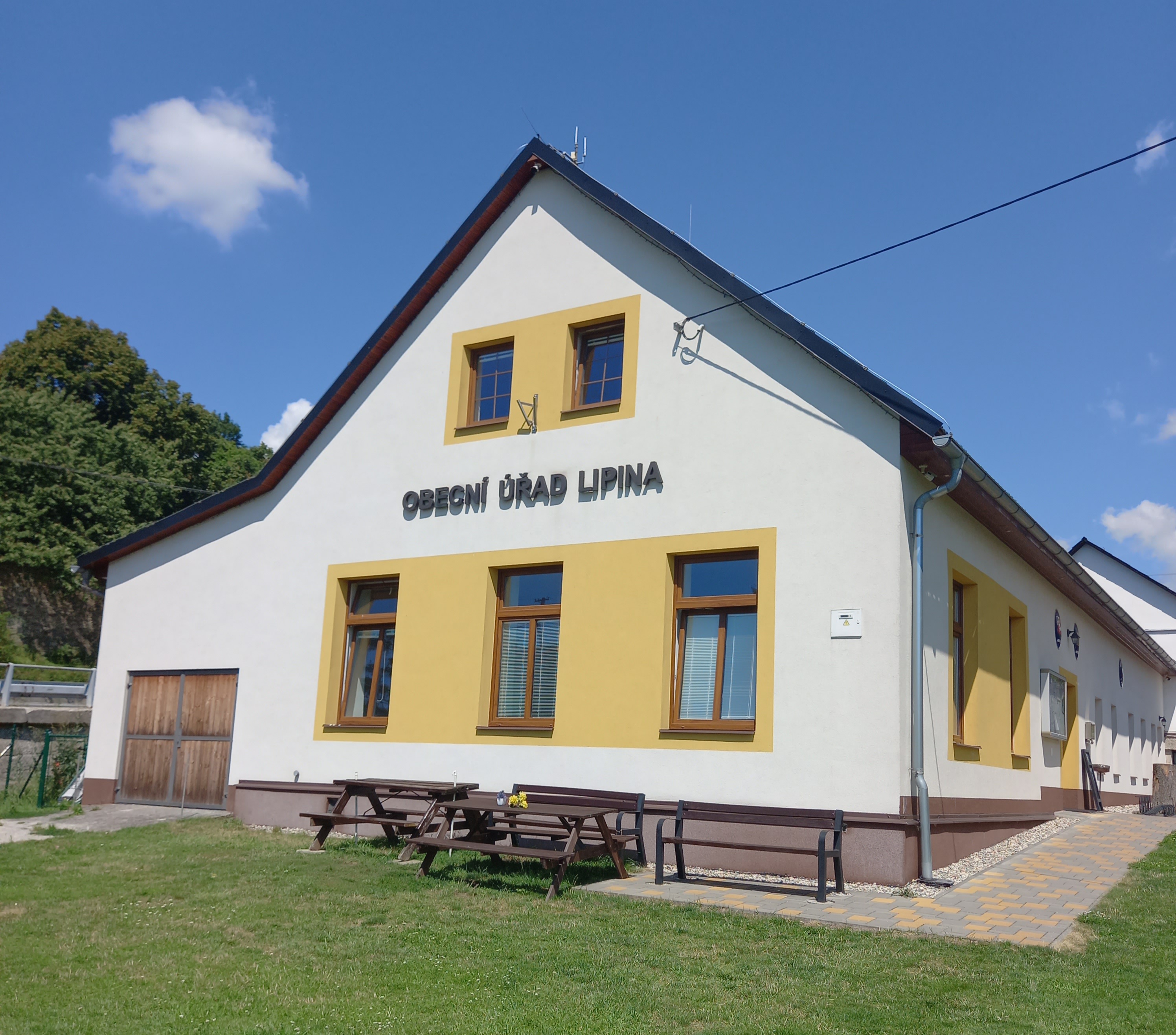 Lipina - obecní úřad foto 4