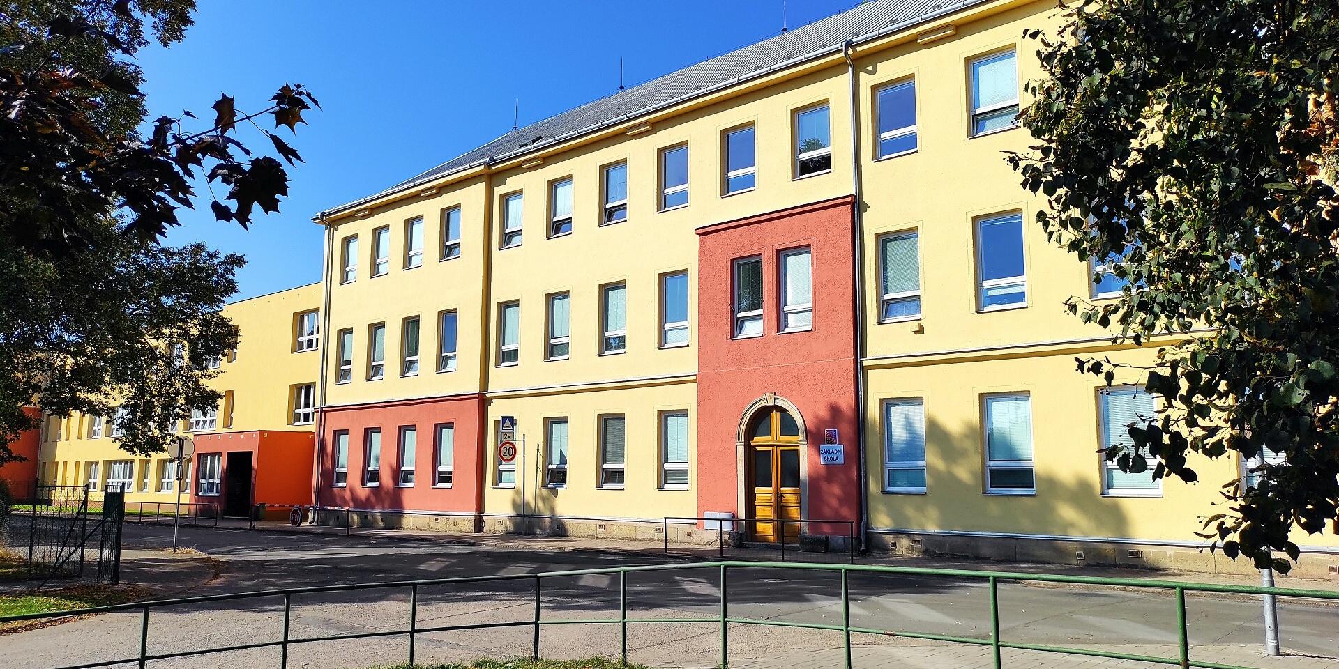 ZŠ Smiřice foto 2