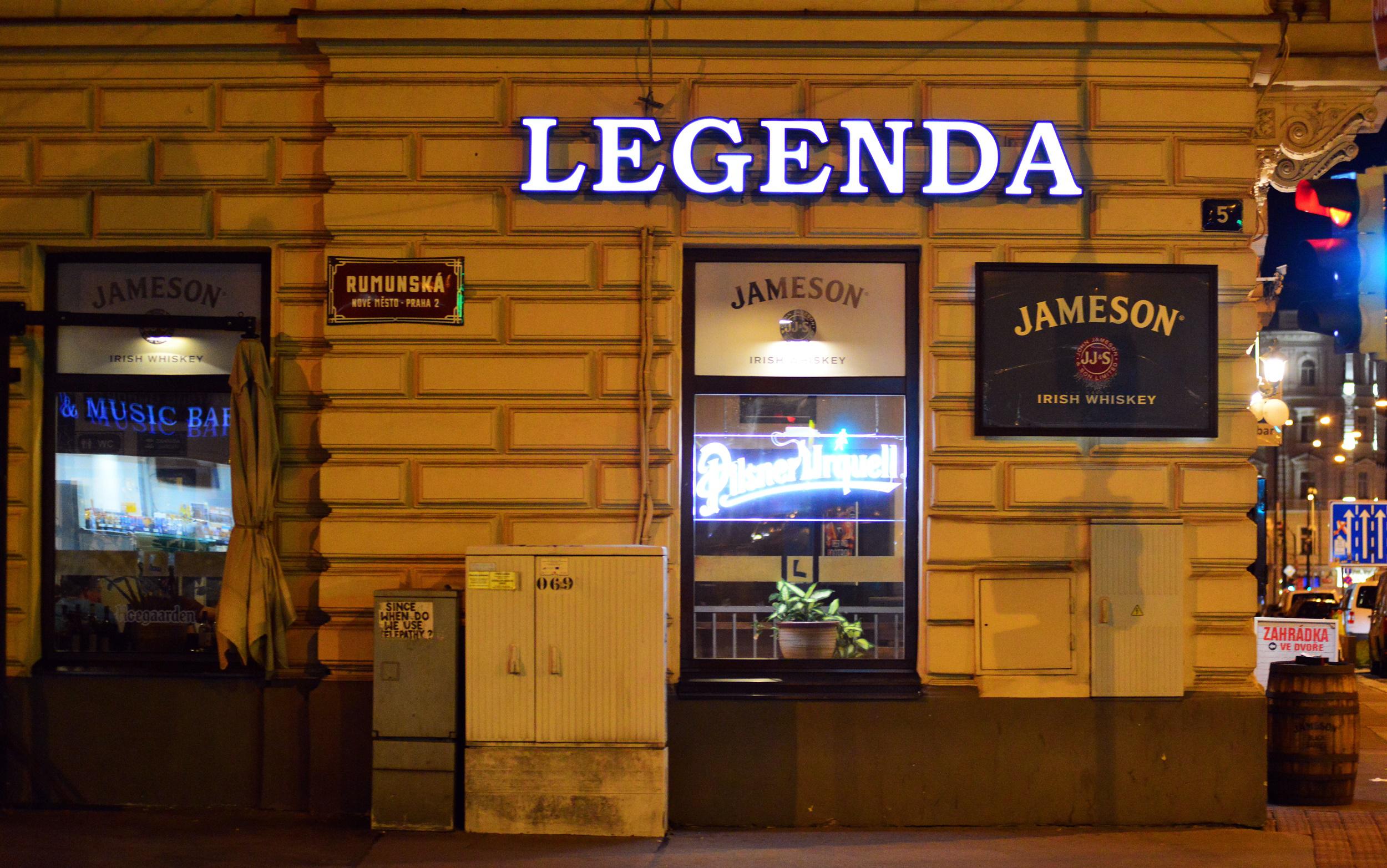 Music bar Legenda foto 2