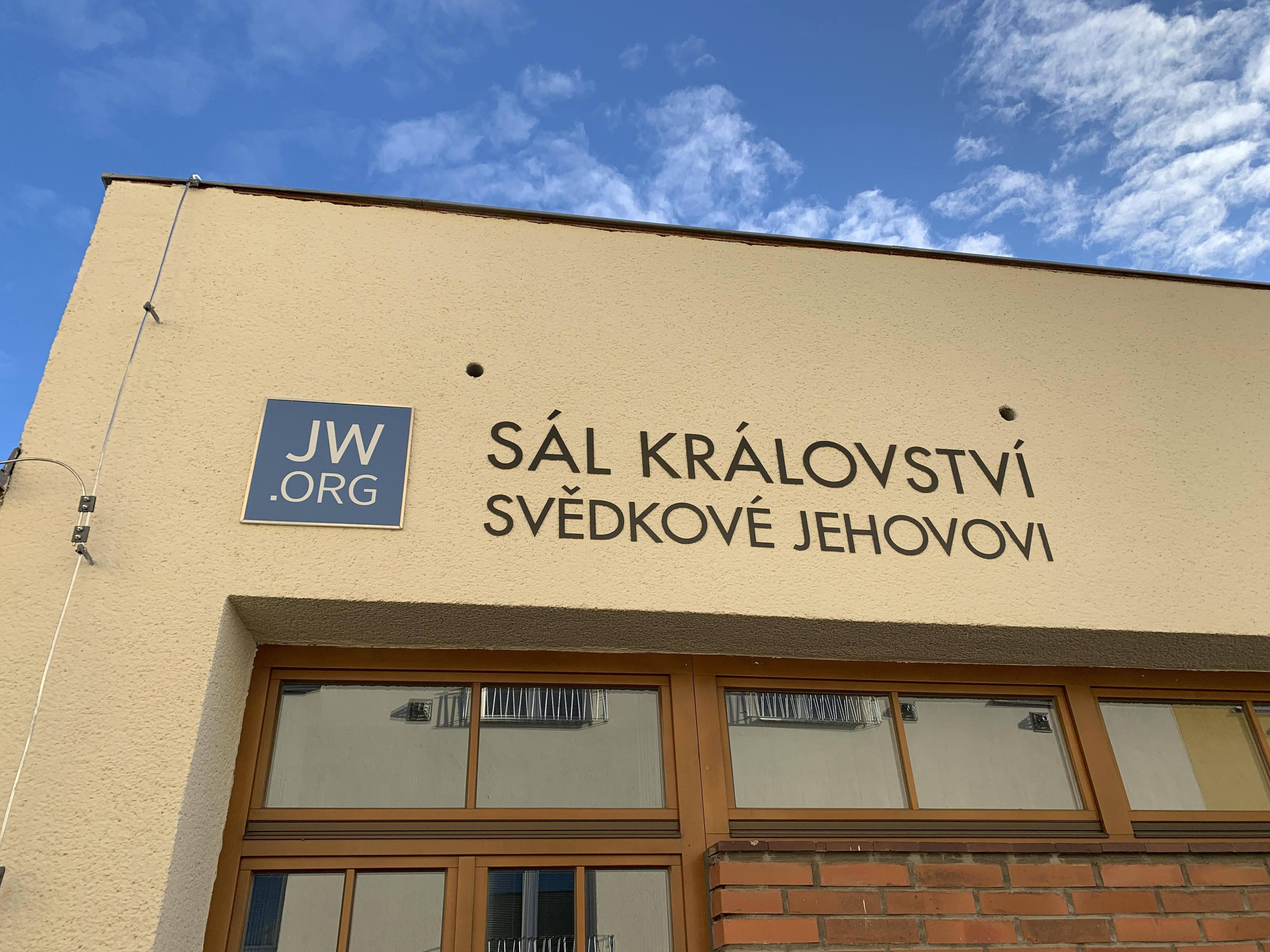 Náboženská společnost Svědkové Jehovovi foto 2