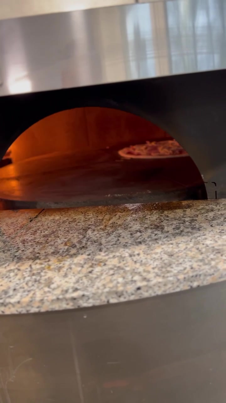 Pizzerie Portofino - Gril & Steak foto 2 (náhled videa)