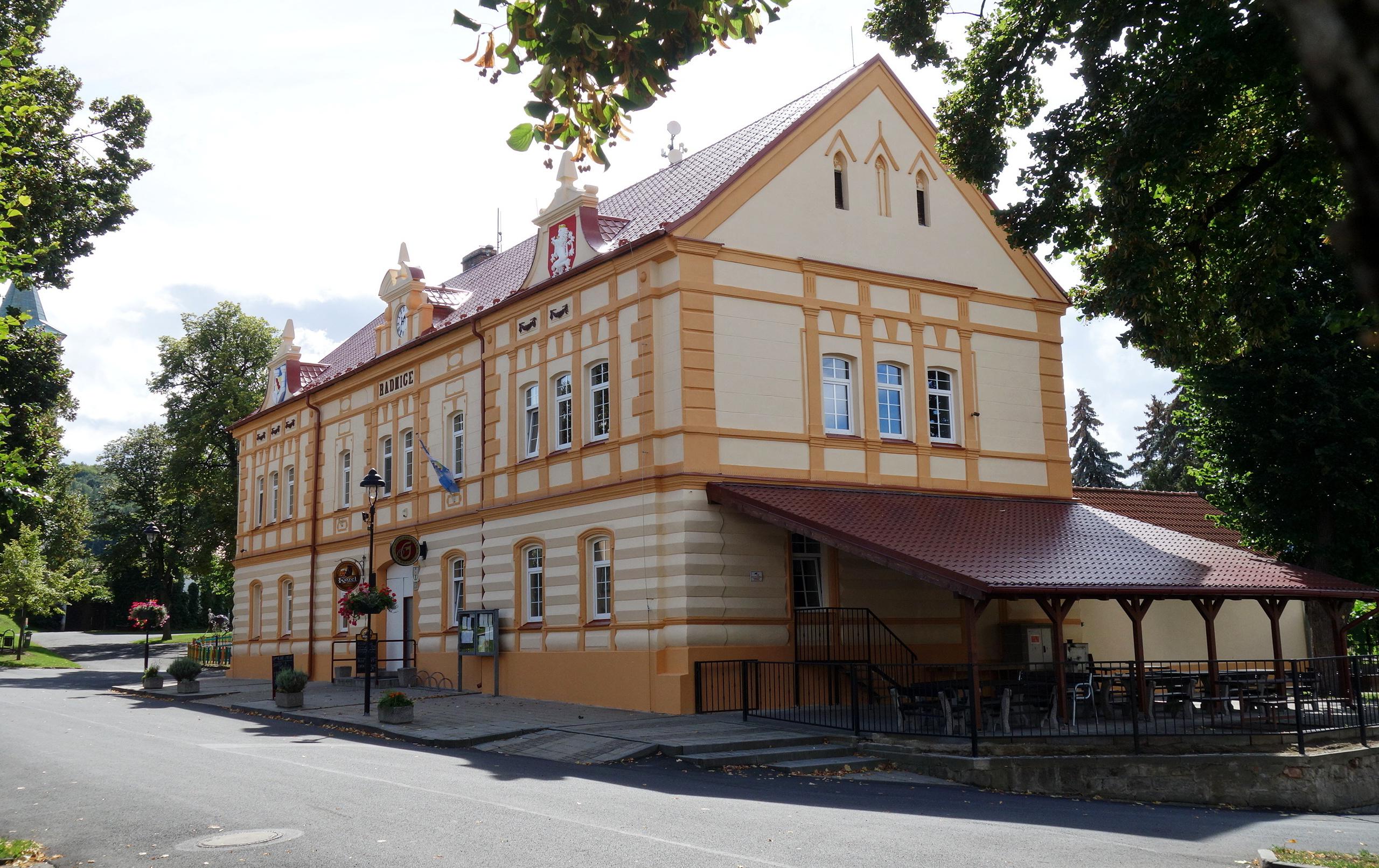 Slavětín - úřad městyse foto 4