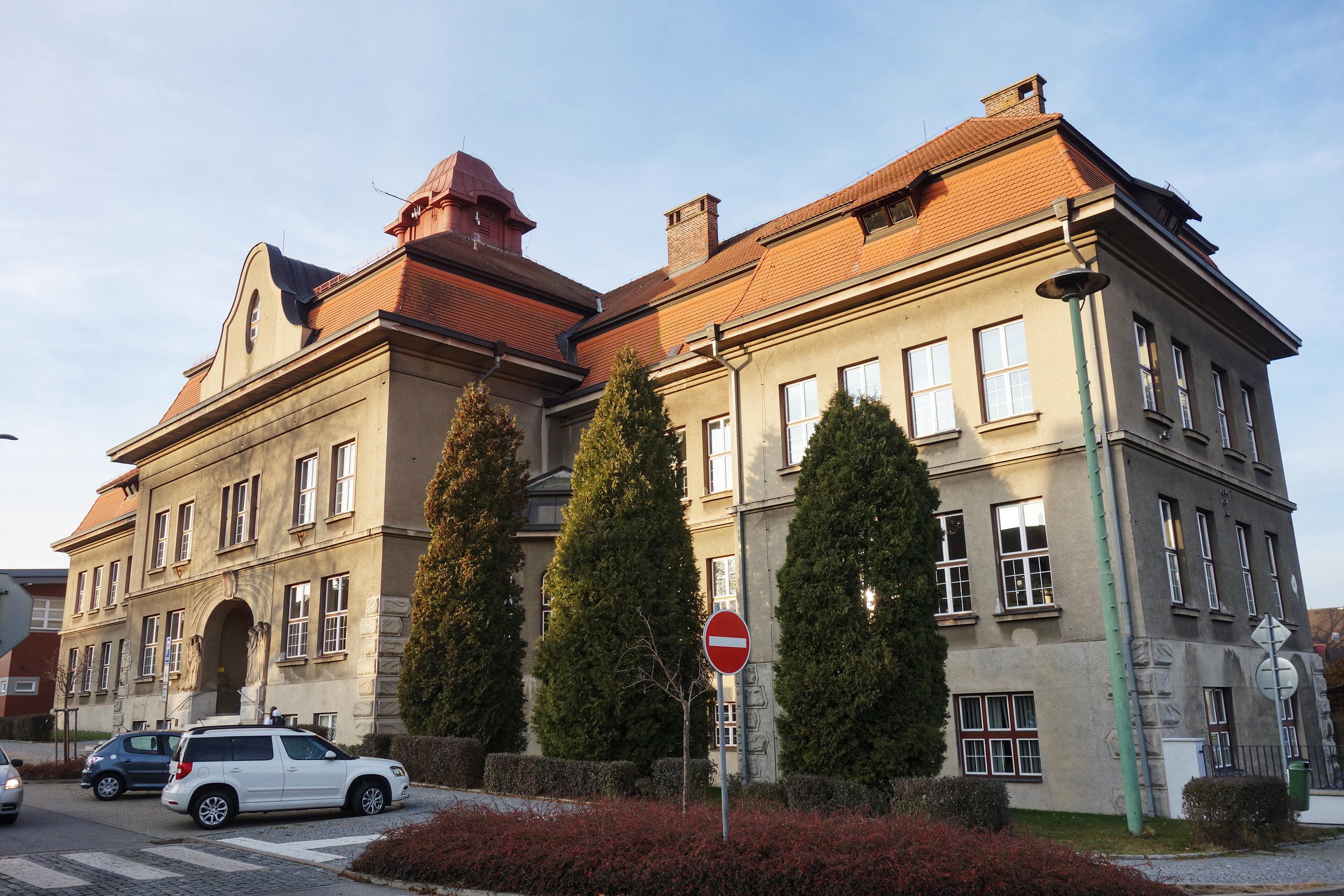 Gymnázium Chotěboř foto 2