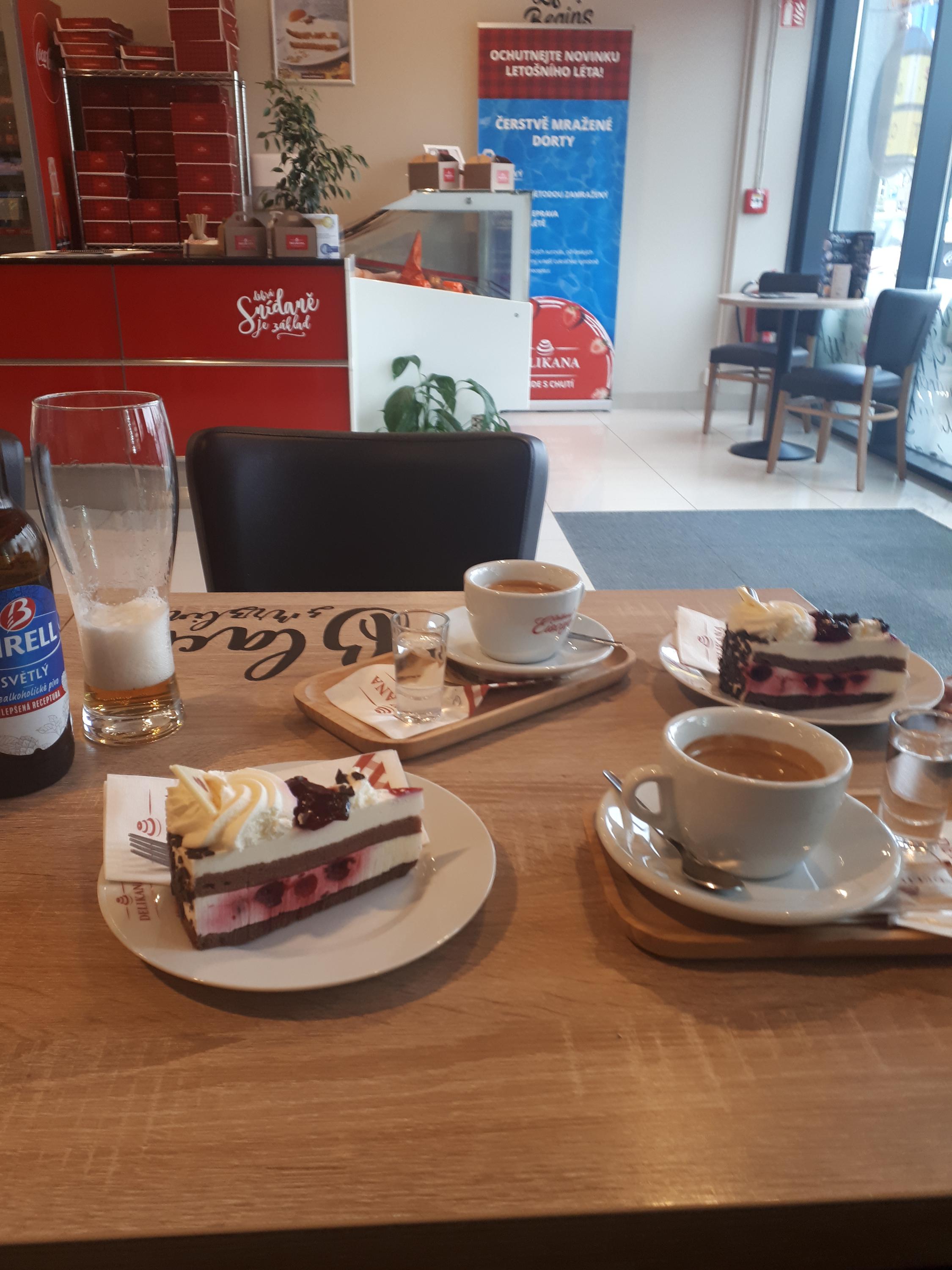 Eiscafe Delikana foto 2