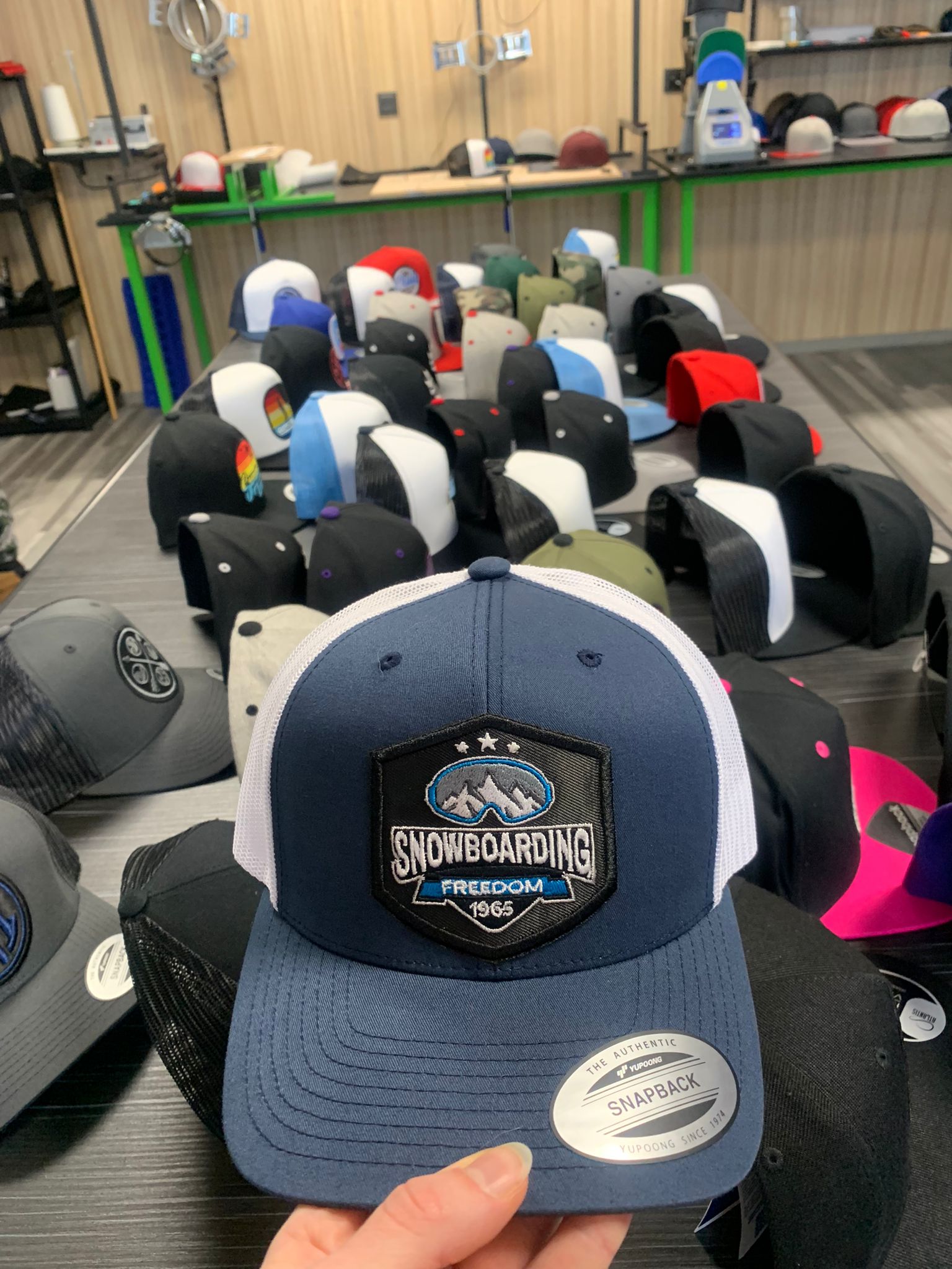 Zakázkové vyšívání Jahoda foto 2