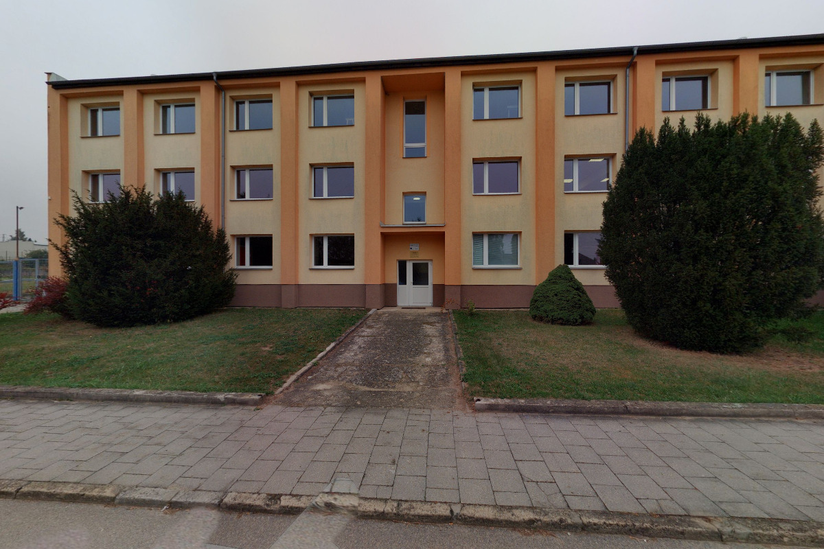 Střední škola technická a obchodní Dačice - domov mládeže