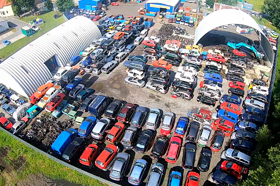 Největší nabídka skladových autovraků na díly