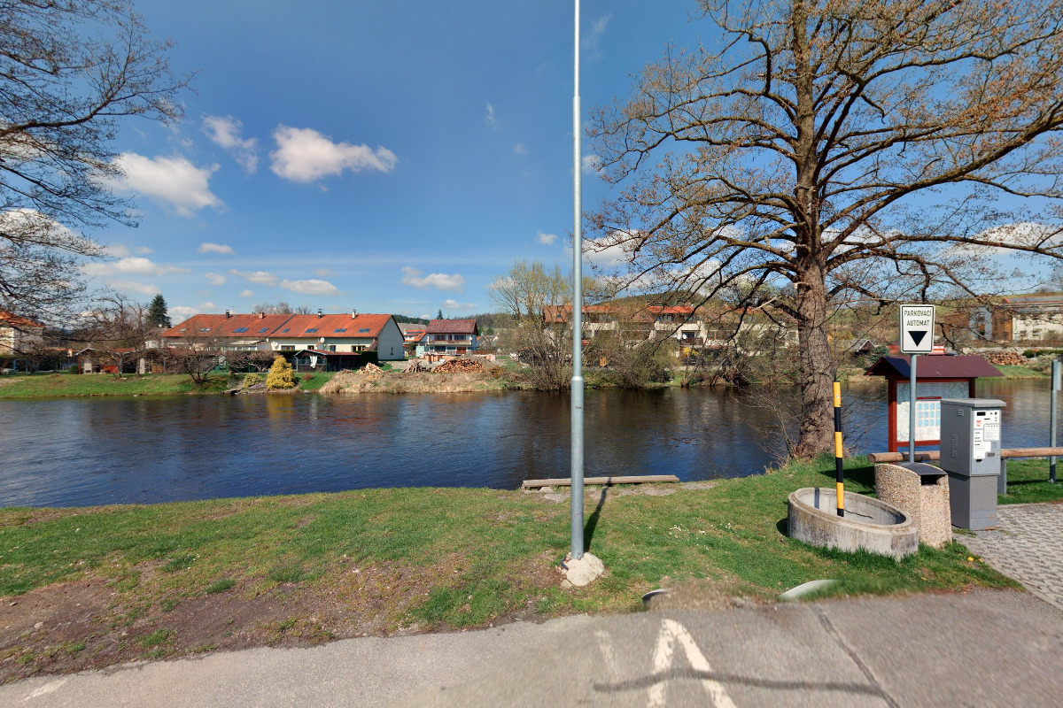 Půjčovna lodí a raftů Potápka foto 2