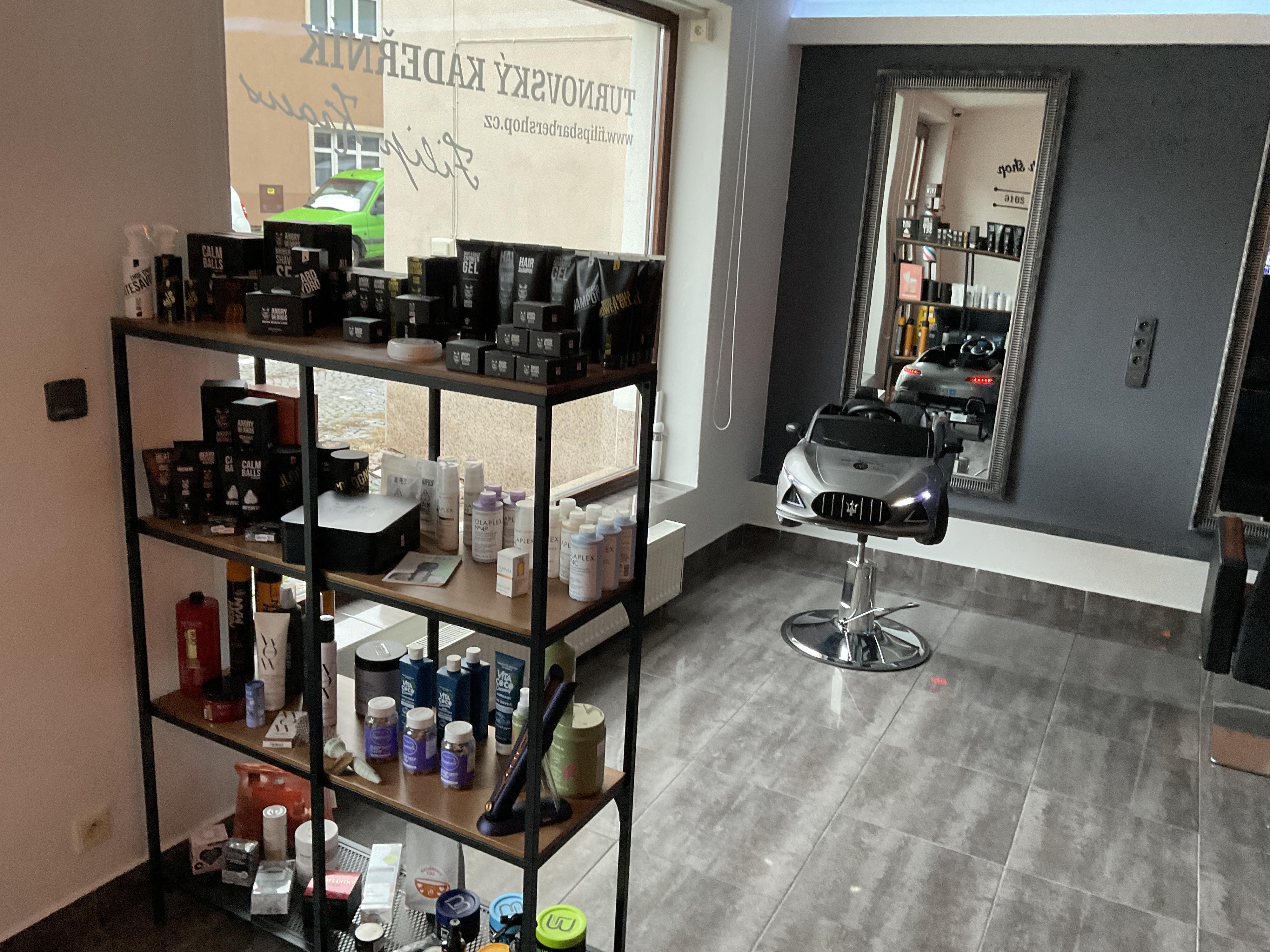 Filip's Barbershop foto 5