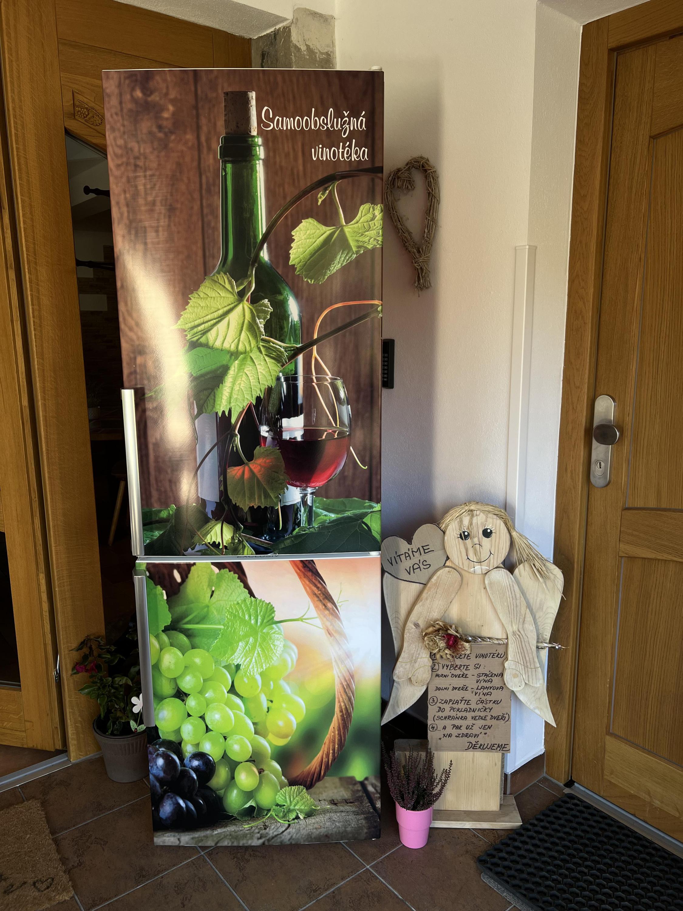 Samoobslužná vinotéka St. Moritz foto 2