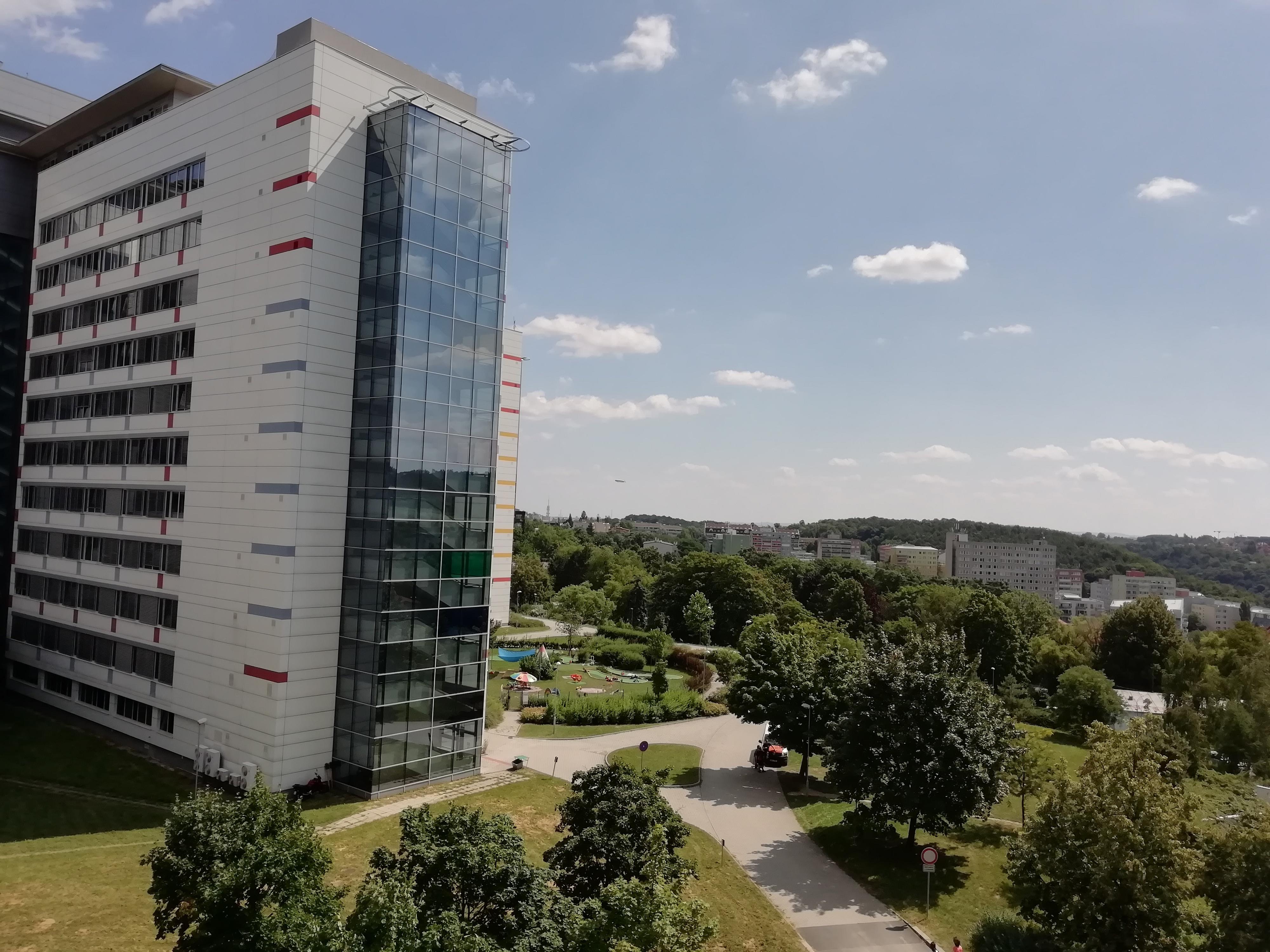 Klinika spondylochirurgie 1. LF UK a FNMH, pracoviště Motol foto 3