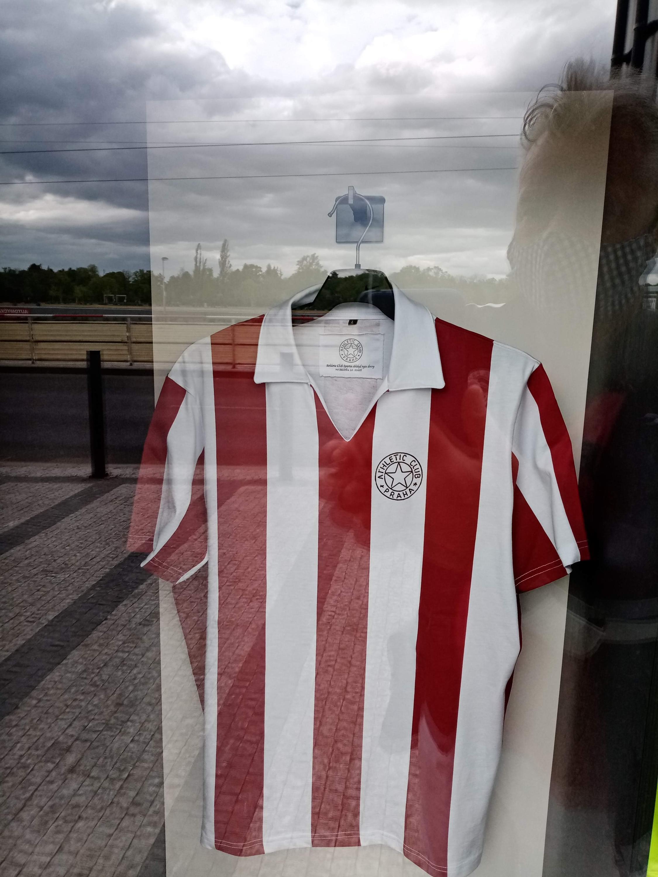 Fanshop AC Sparta Praha foto 5