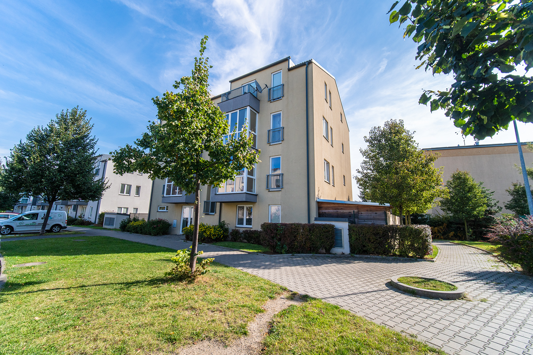 Ivana Hilton Realitní služby Remax Alfa foto 6