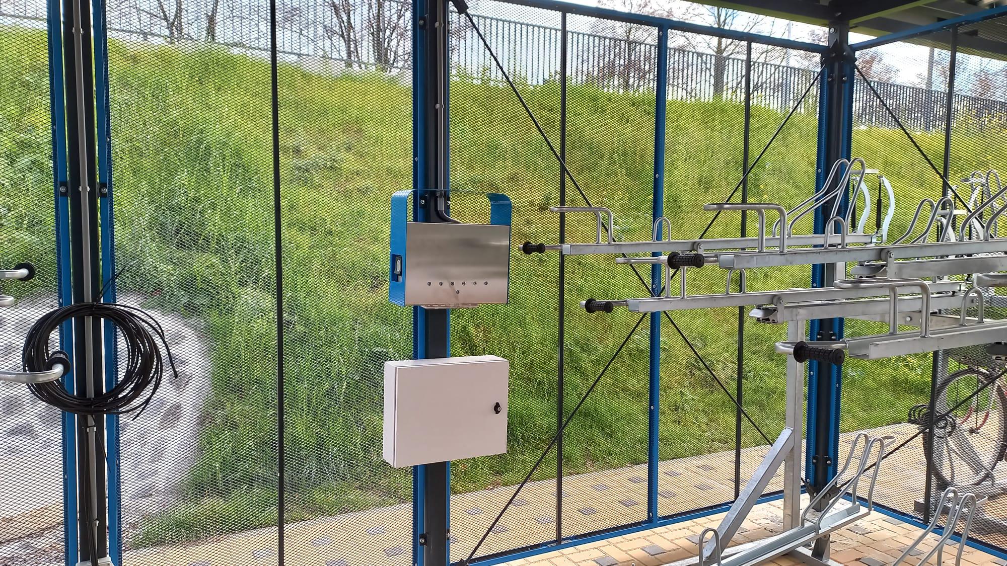 Nabíjecí stanice Čelákovice vlakové nádraží - zastávka Jiřina foto 4