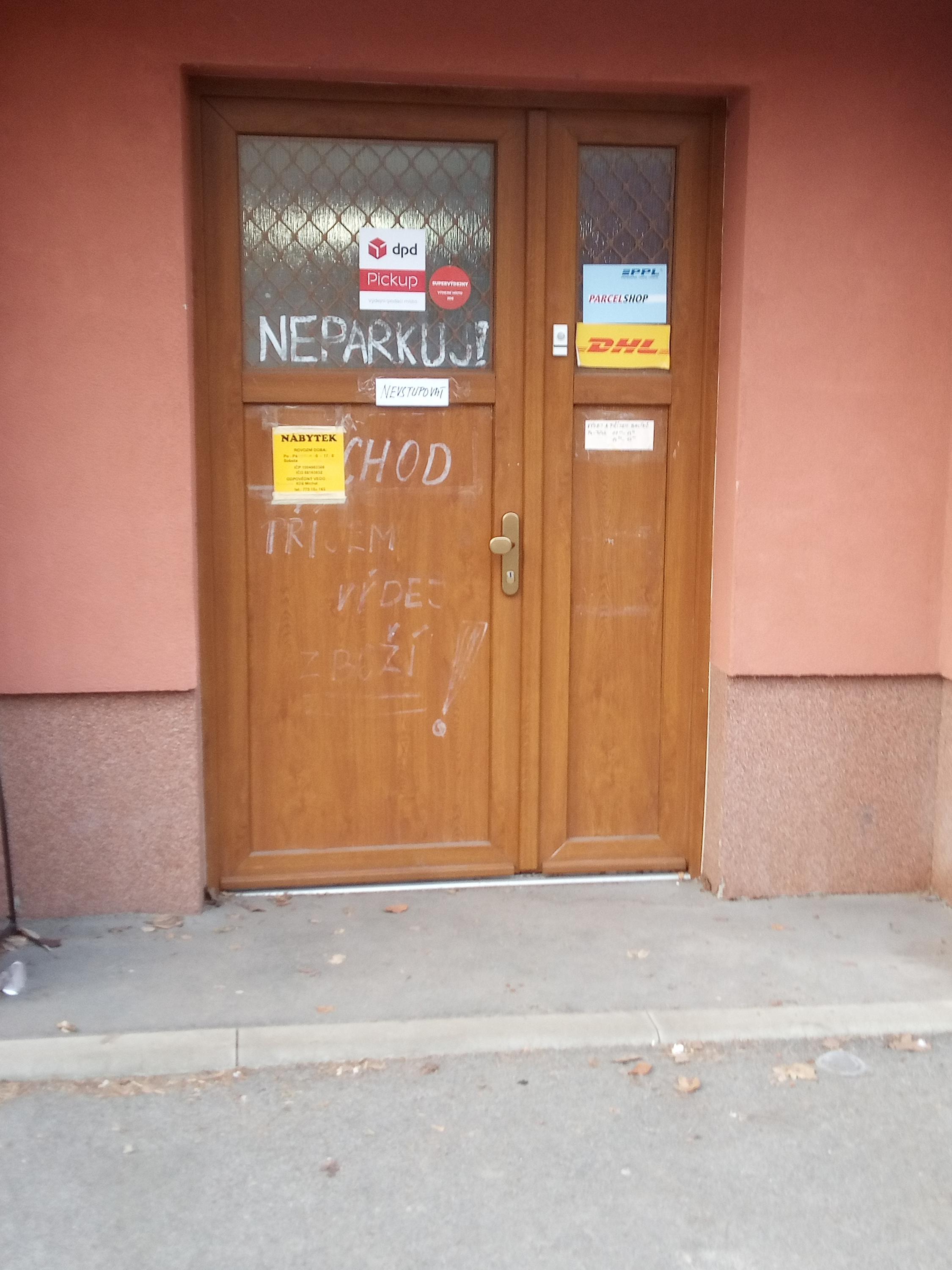 MK nábytek foto 1