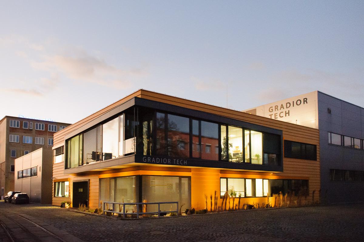 GRADIOR TECH a.s. foto 2