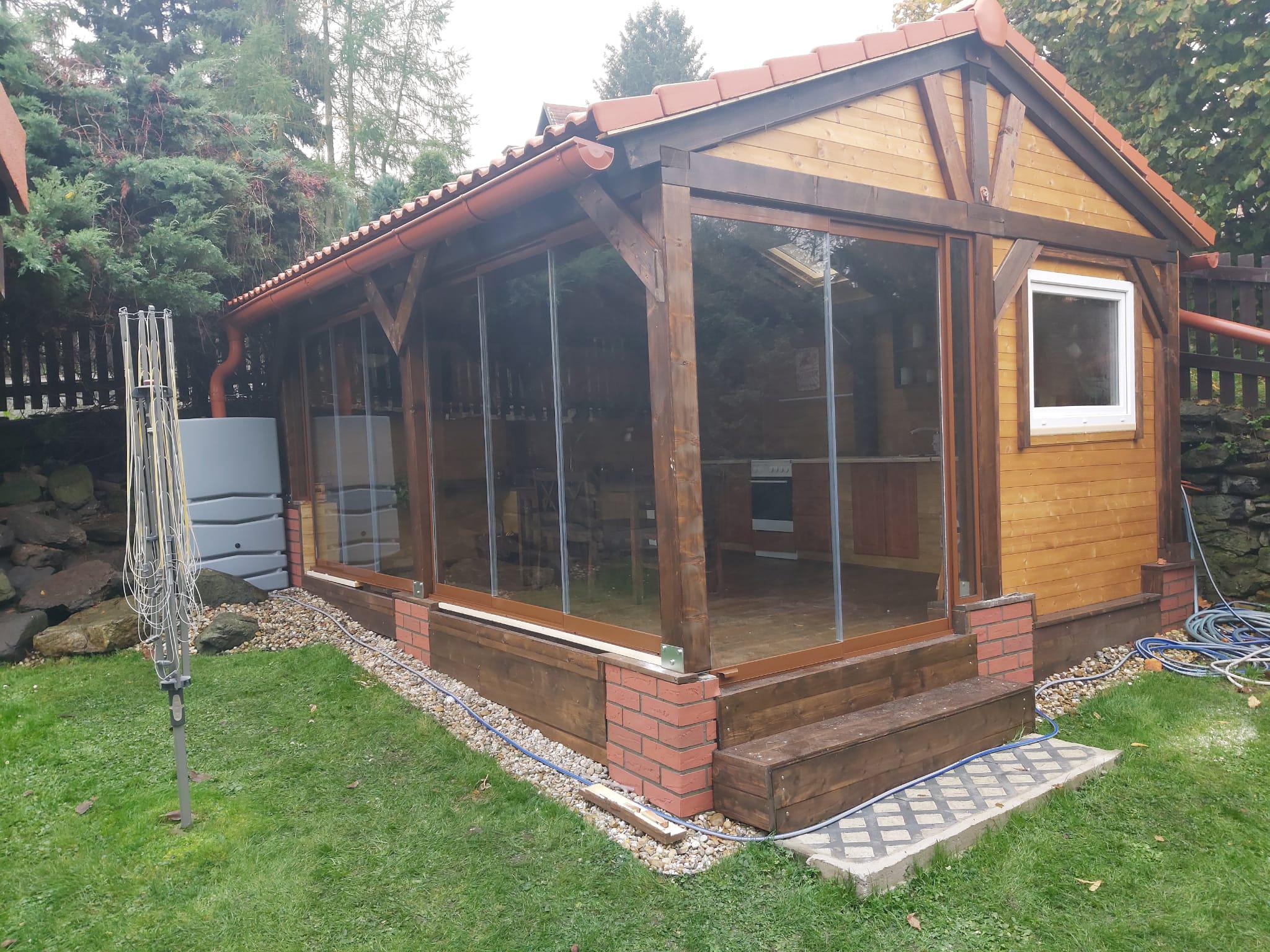 Petr Jiroušek - zasklívání balkonů a lodžií foto 5